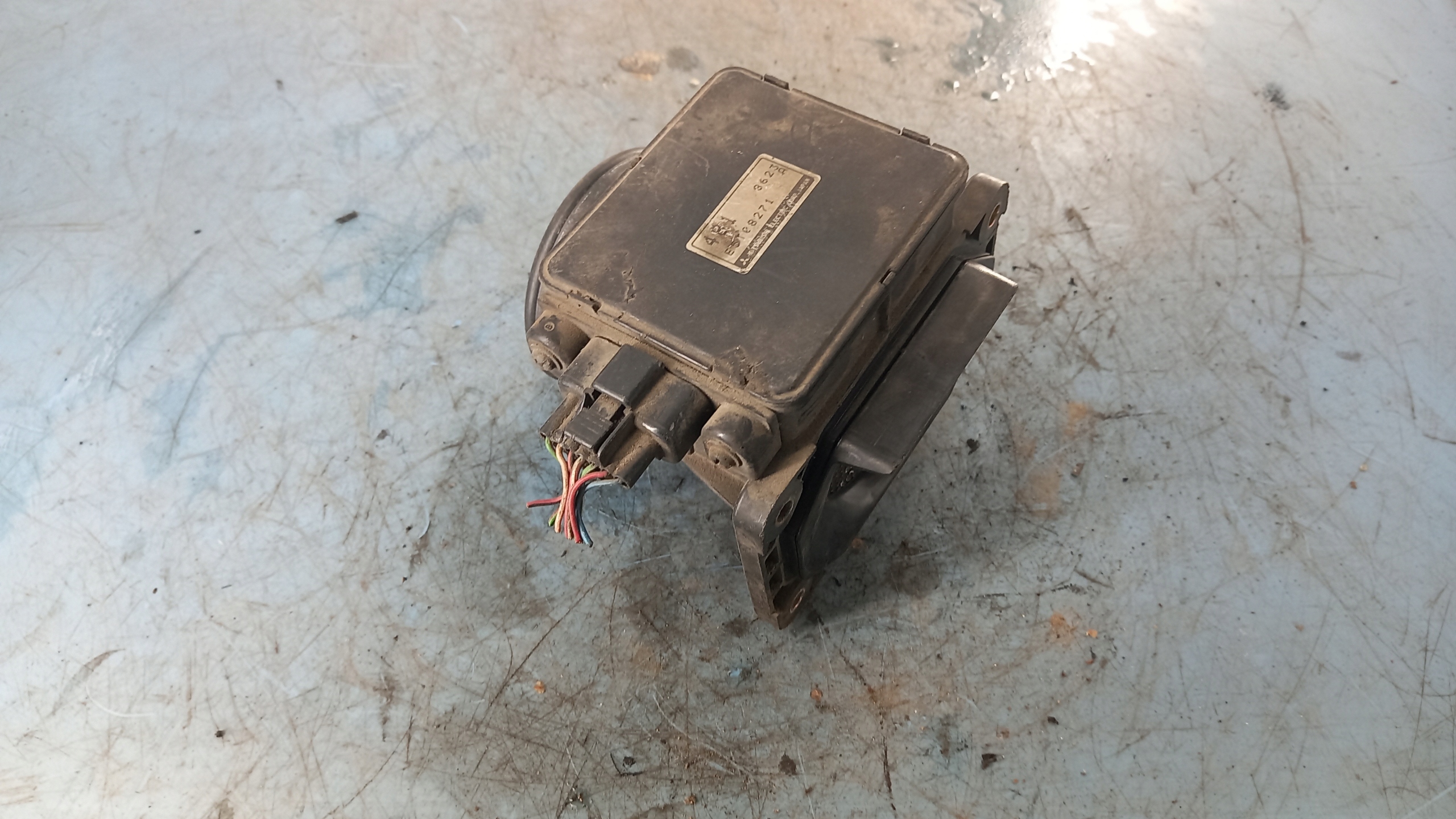 ВИТРАТОМІР MITSUBISHI CARISMA / E5T08271