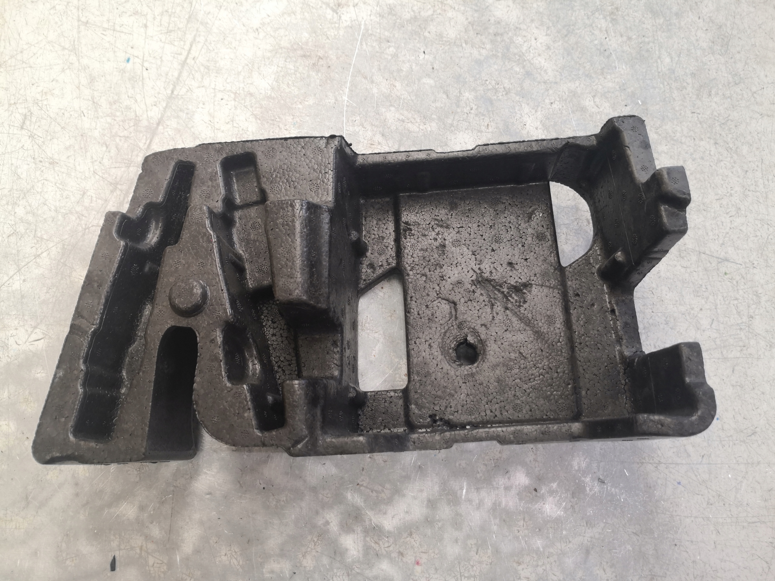 Blende Abdeckung Polystyren PORSCHE CAYENNE GTS 7P0012112J