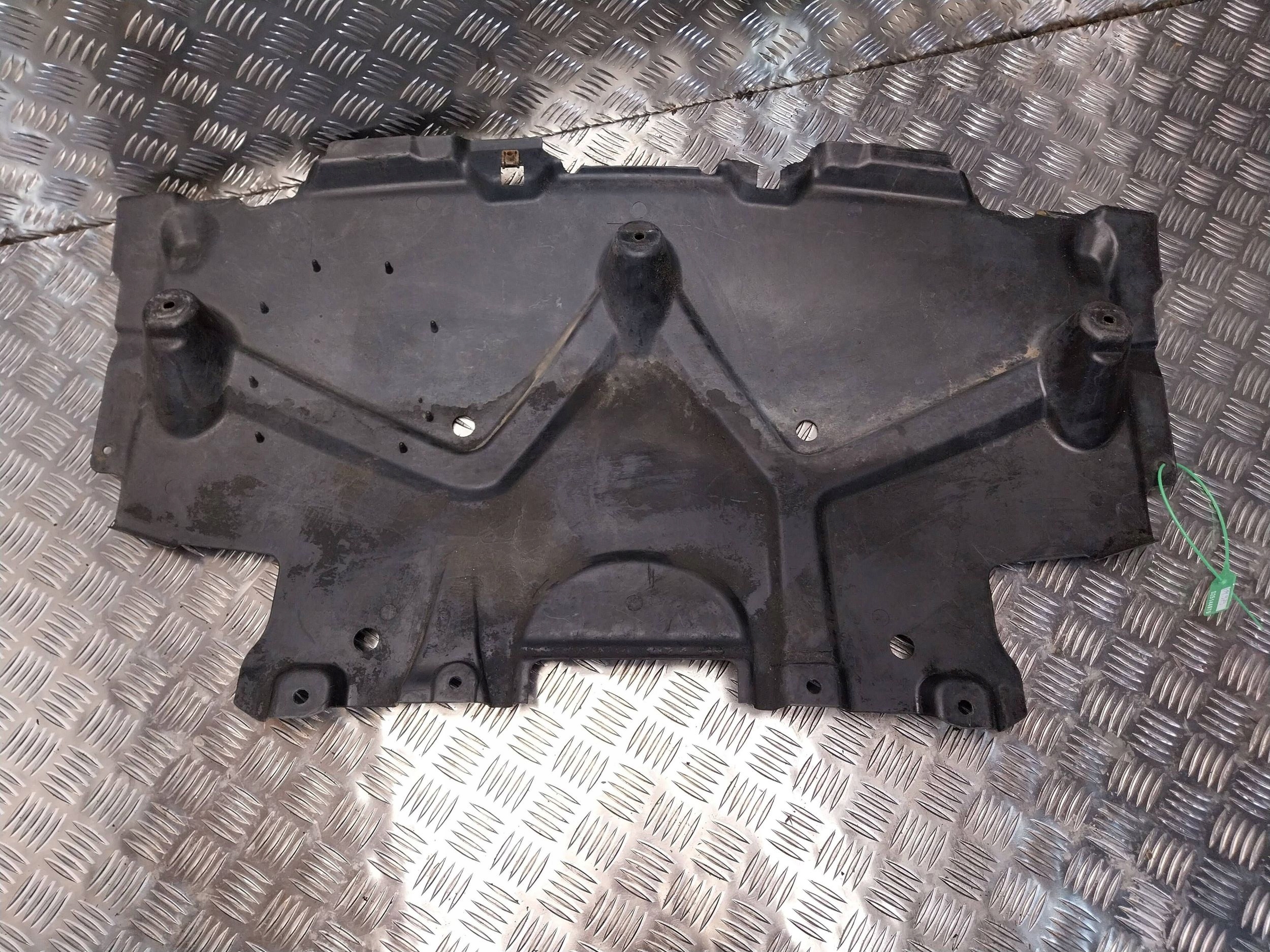 cover cover below engine bumper front A1645240030 MERCEDES W164 ML