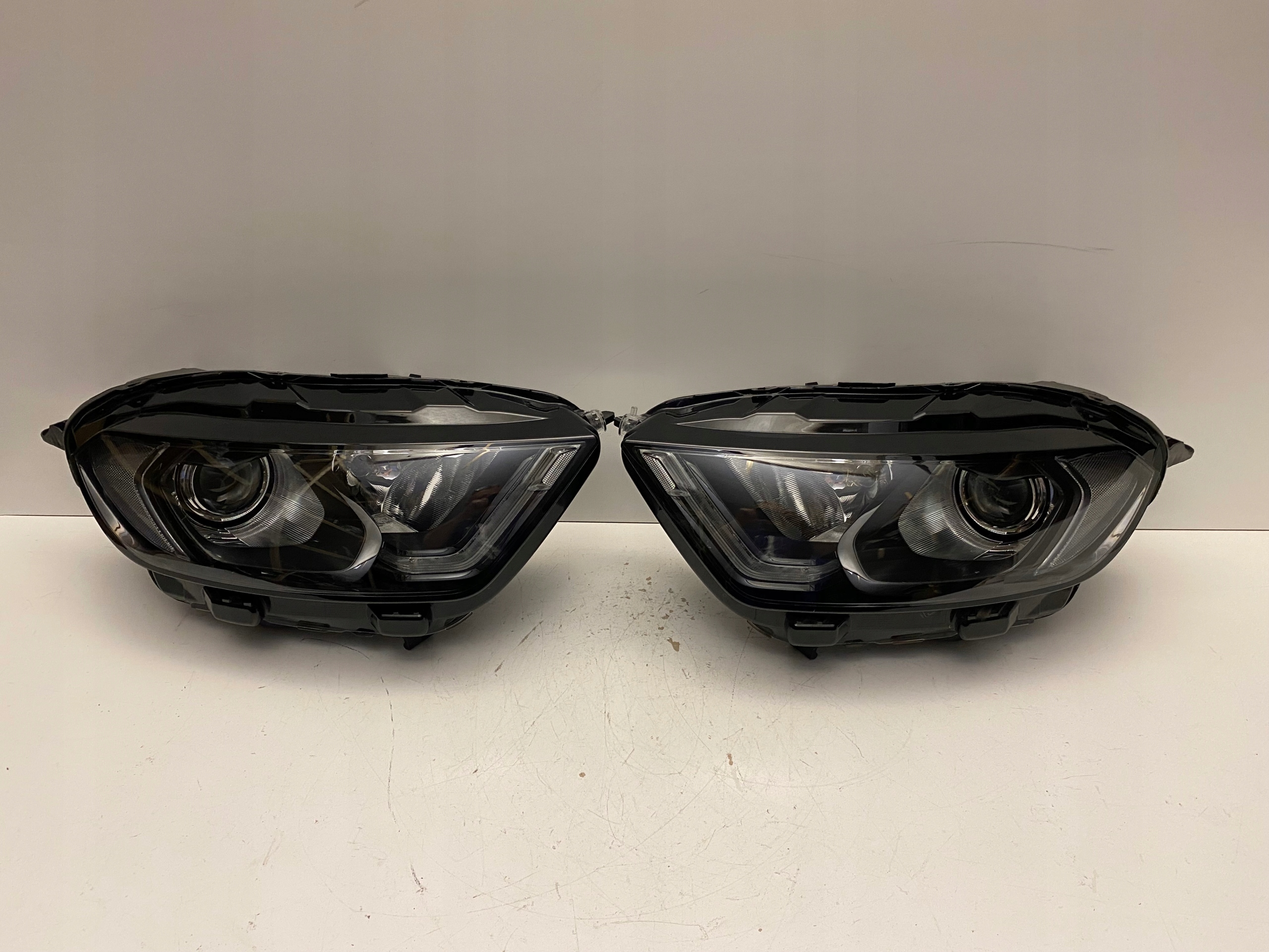 Купить FORD ECOSPORT ST КСЕНОН LED ЛЕВАЯ ПРАВАЯ ФАРА с Разборки