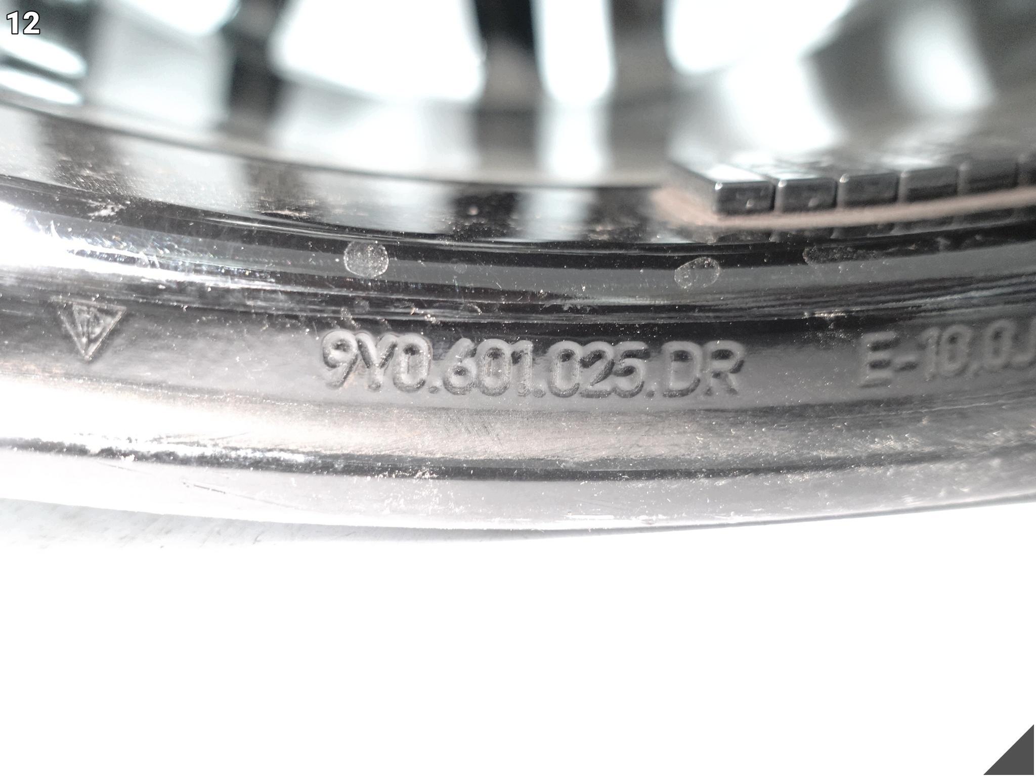 PORSCHE CAYENNE 9Y0 E3 TURBO design disk disk 10Jx22 ET48 5x130 QO1
