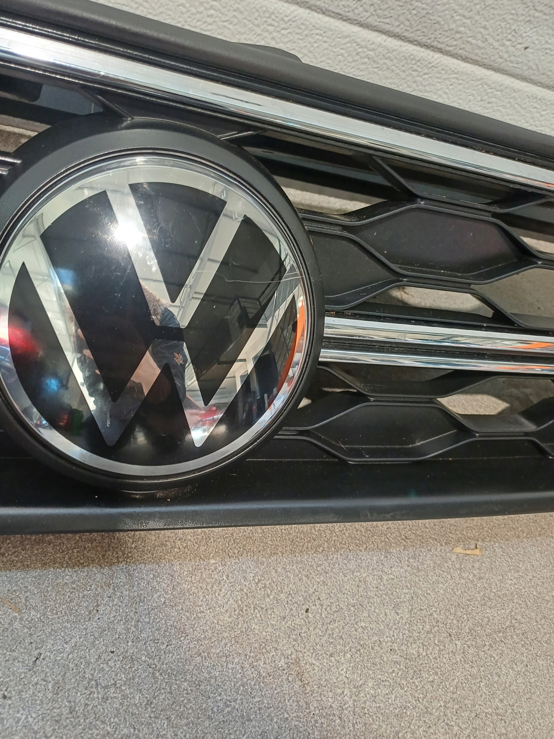 Grille VW TAIGO 2G7853343