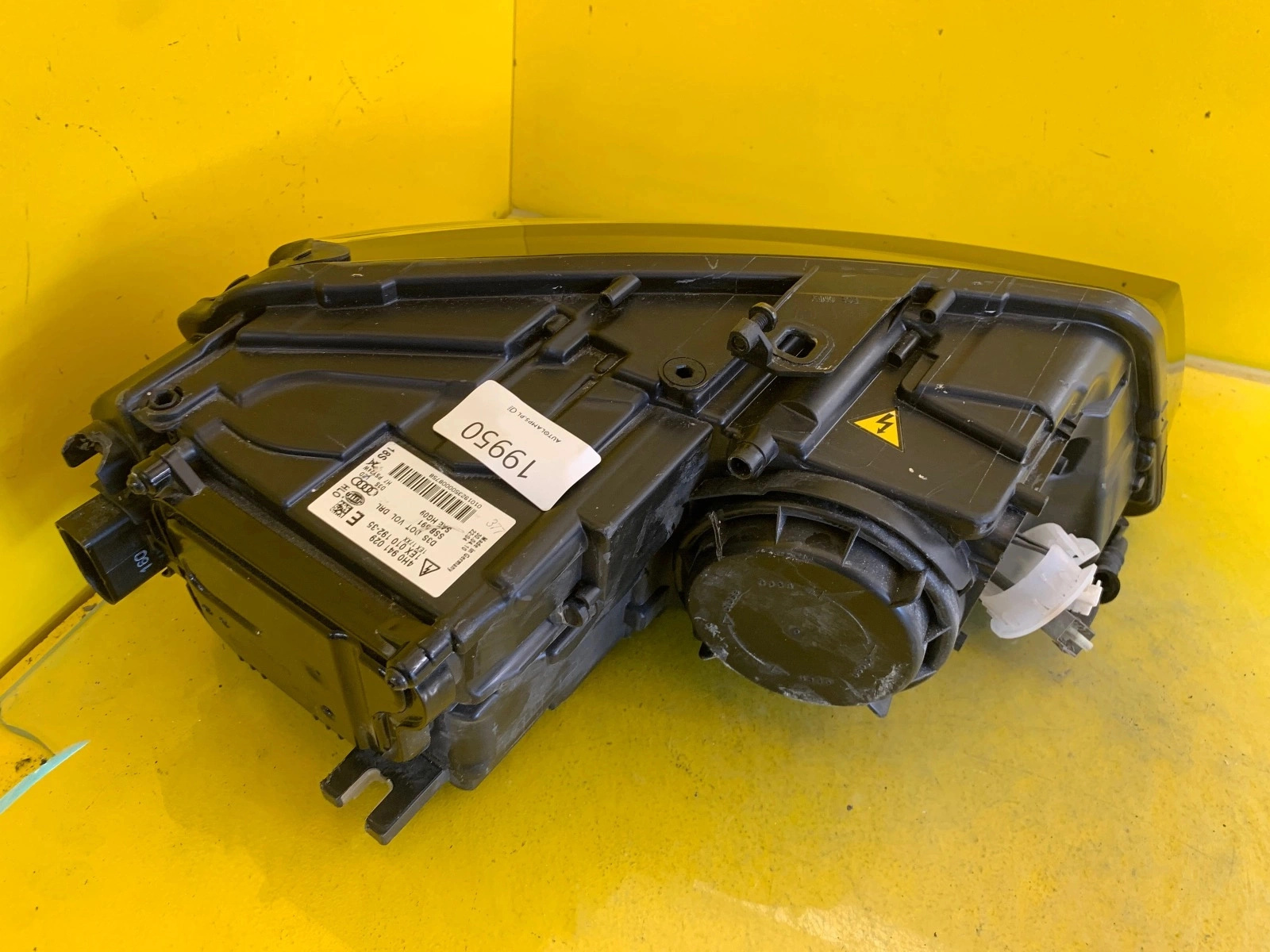 light left AUDI A8 D4 XENON LED USA 4H0941029