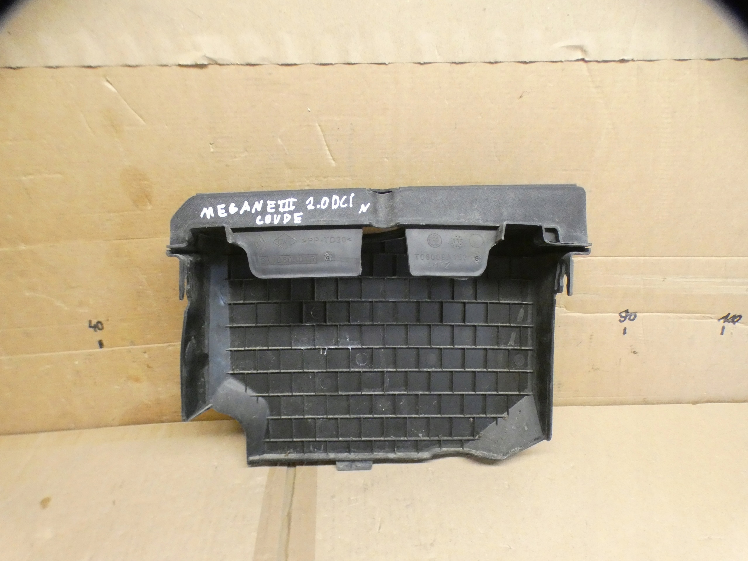 obal KOMPUTERA Renault TRAFIC III Autobus 237060001R