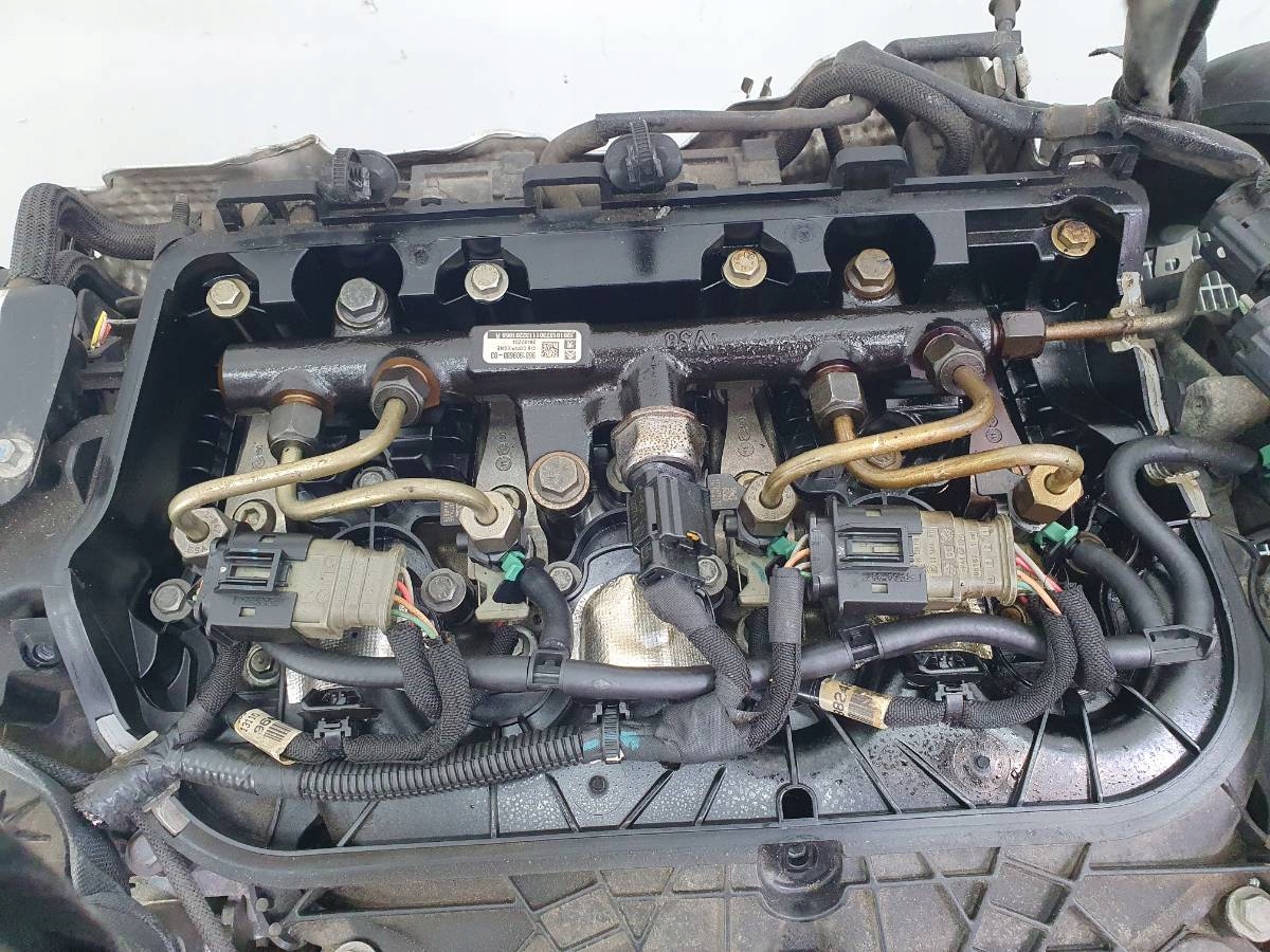 двигатель комплектный 2.0 RH02 10WAPK CITROEN DS5