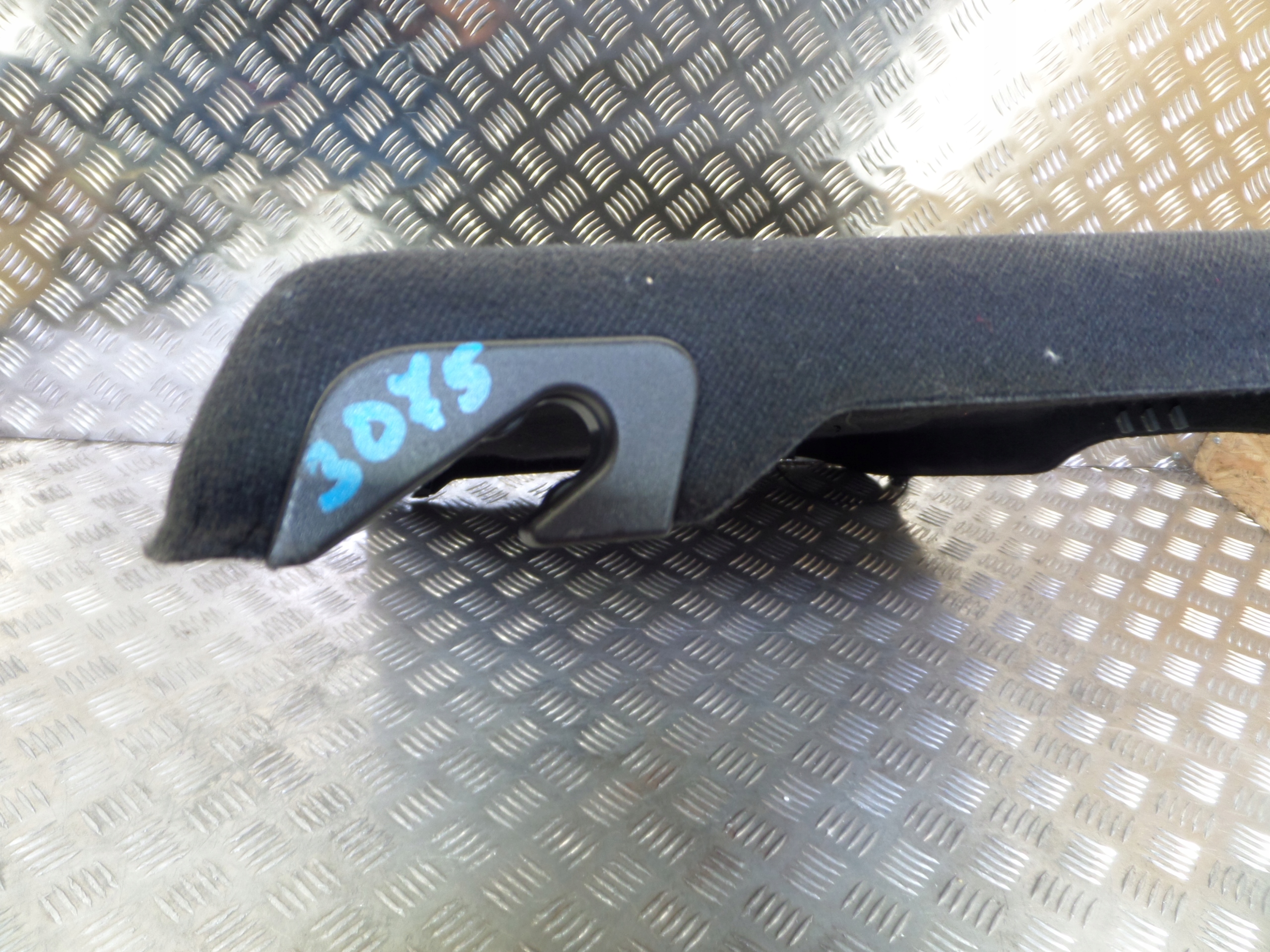 Volvo V40 II 12r- plato boot rear part 31291021
