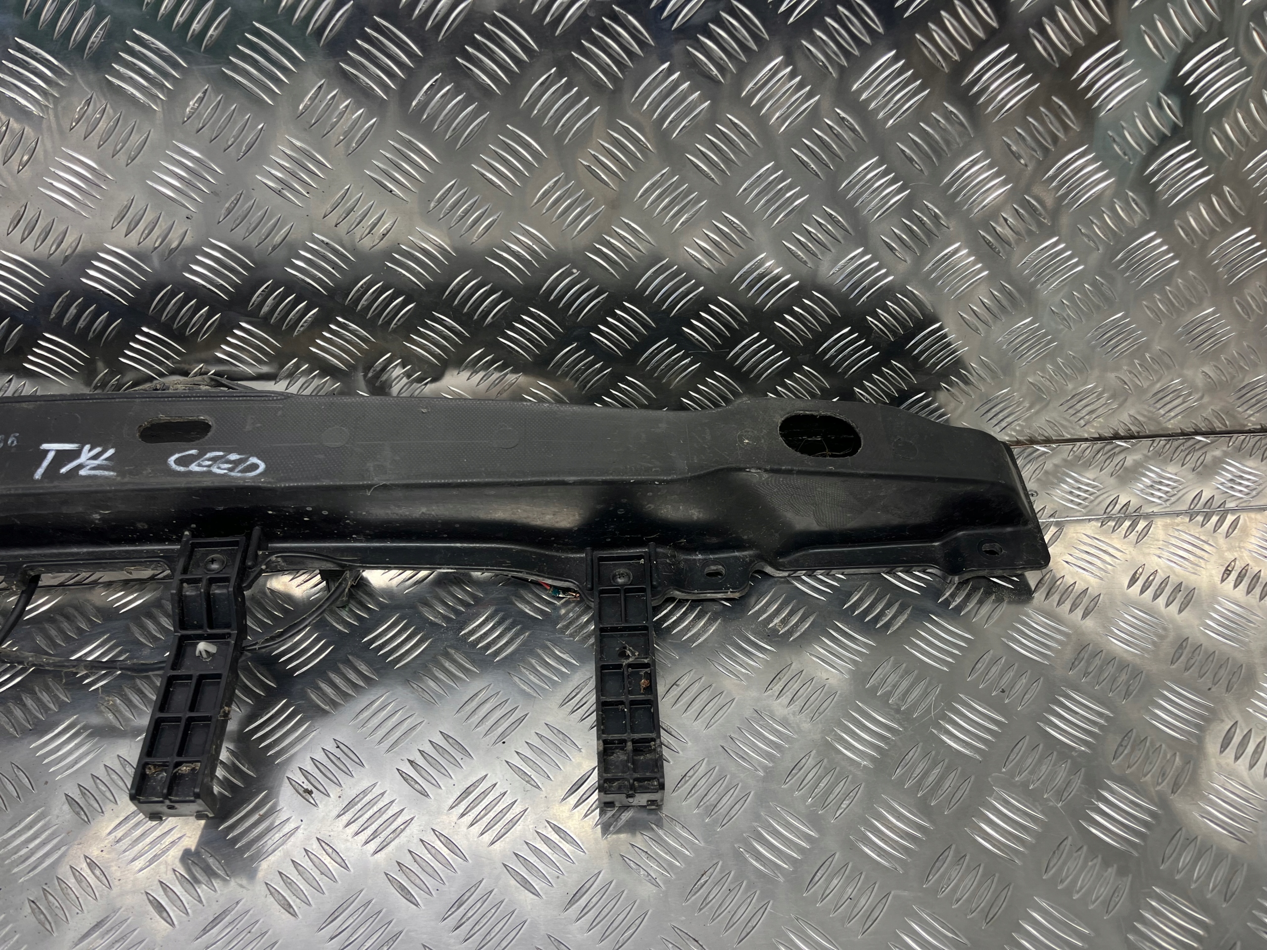 sider below bumper rear KIA CEED 2011