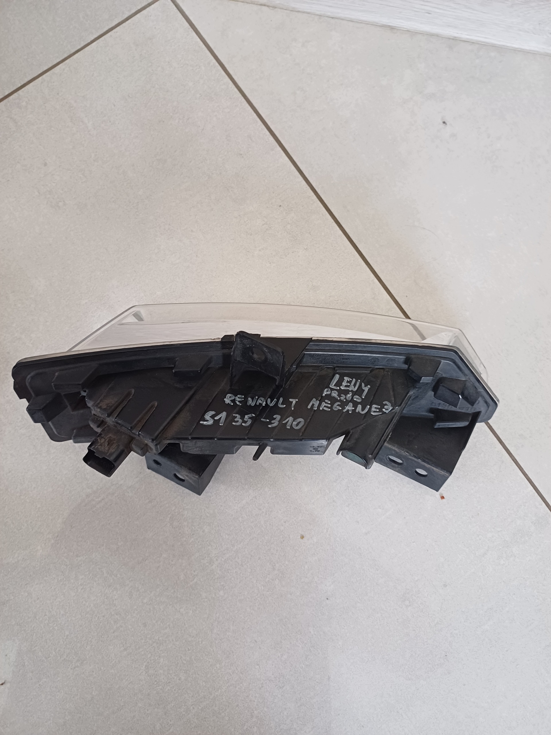 light running daytime left front RENAULT MEGANE 3 III S135-310