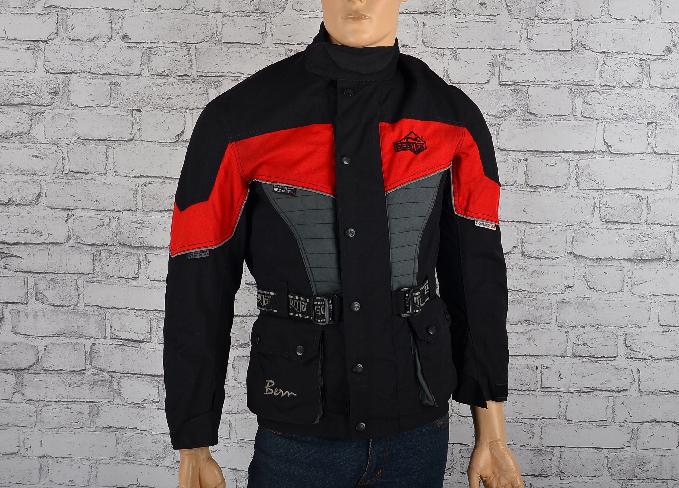 KURTKA TEKSTYLNA NA MOTOR GERYMOT 46/S EAN (GTIN) 8596084064271