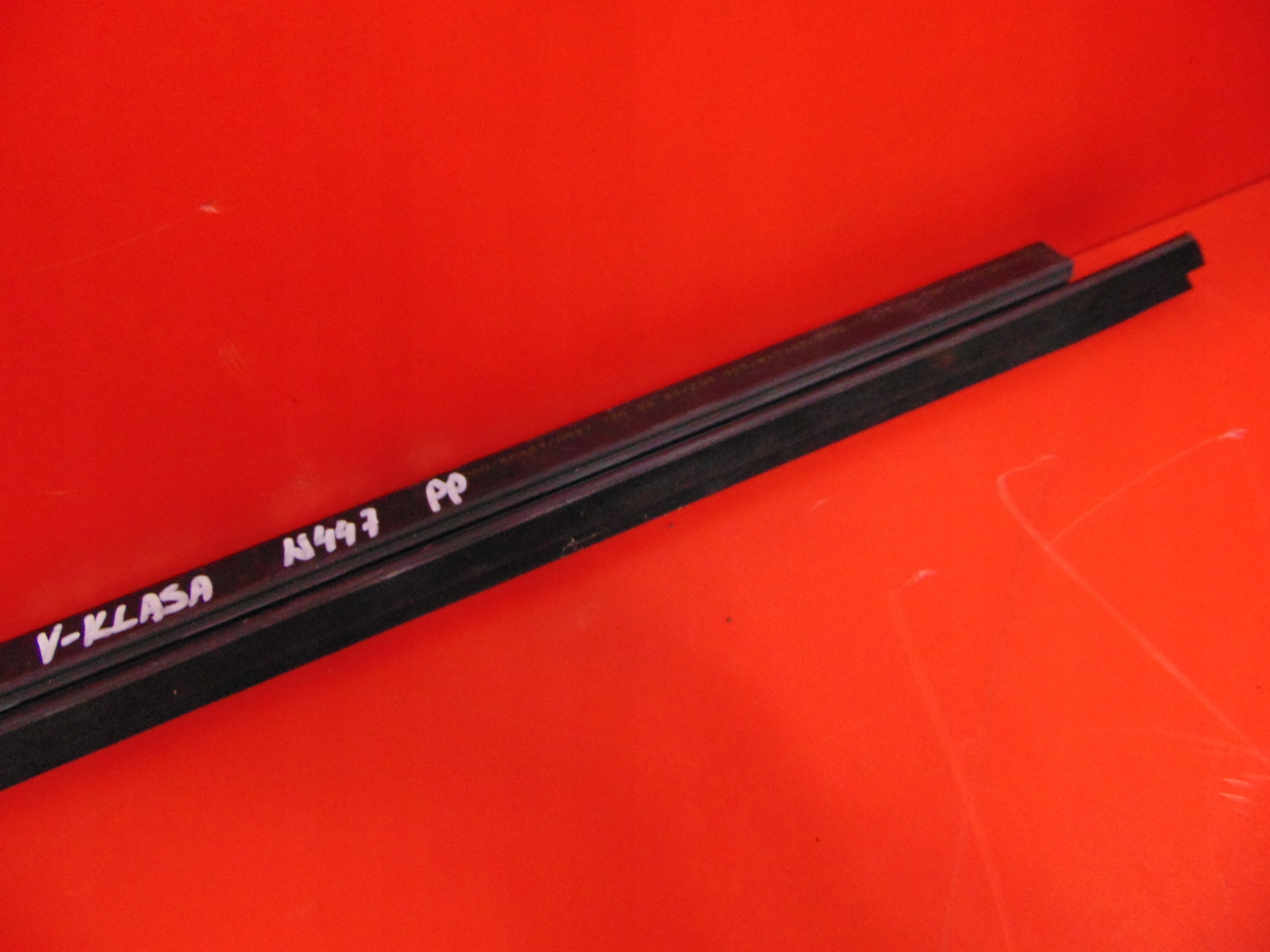 MERCEDES V-class VITO W447 moulding dust door right front A4477200224