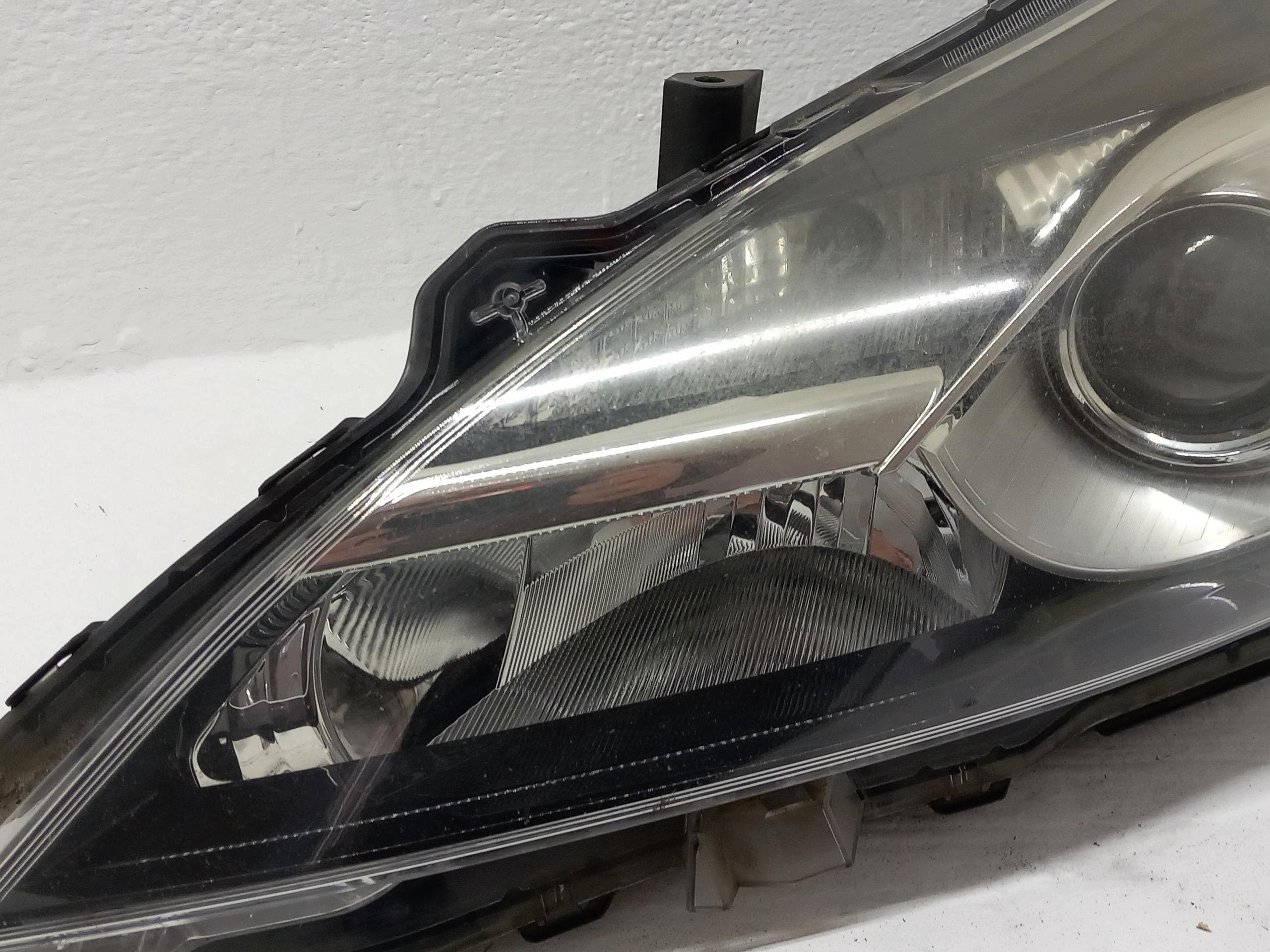 light front REFLEKTOR left TOYOTA VERSO LIFT 81150-0F161 OE