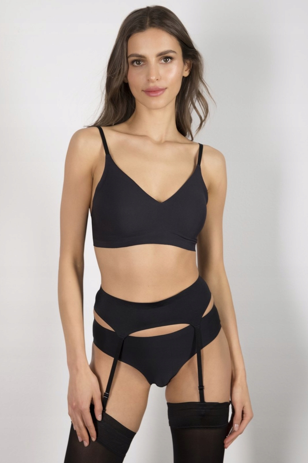 Gładki połyskujący pas do pończoch Julimex ORCHID Model Pas ORCHID