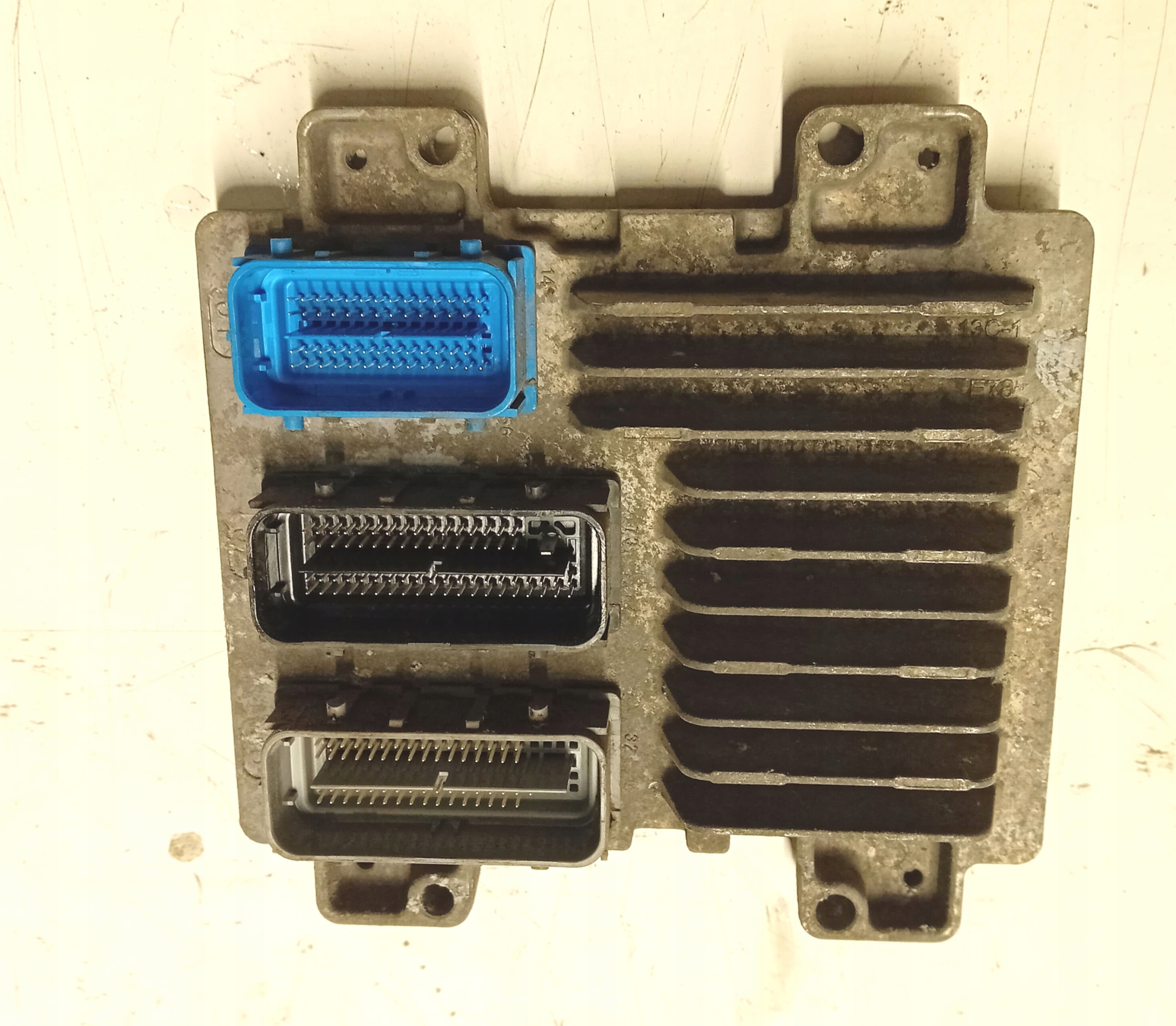 control unit of the engine 12669134 OPEL CORSA E 1.2 petrol