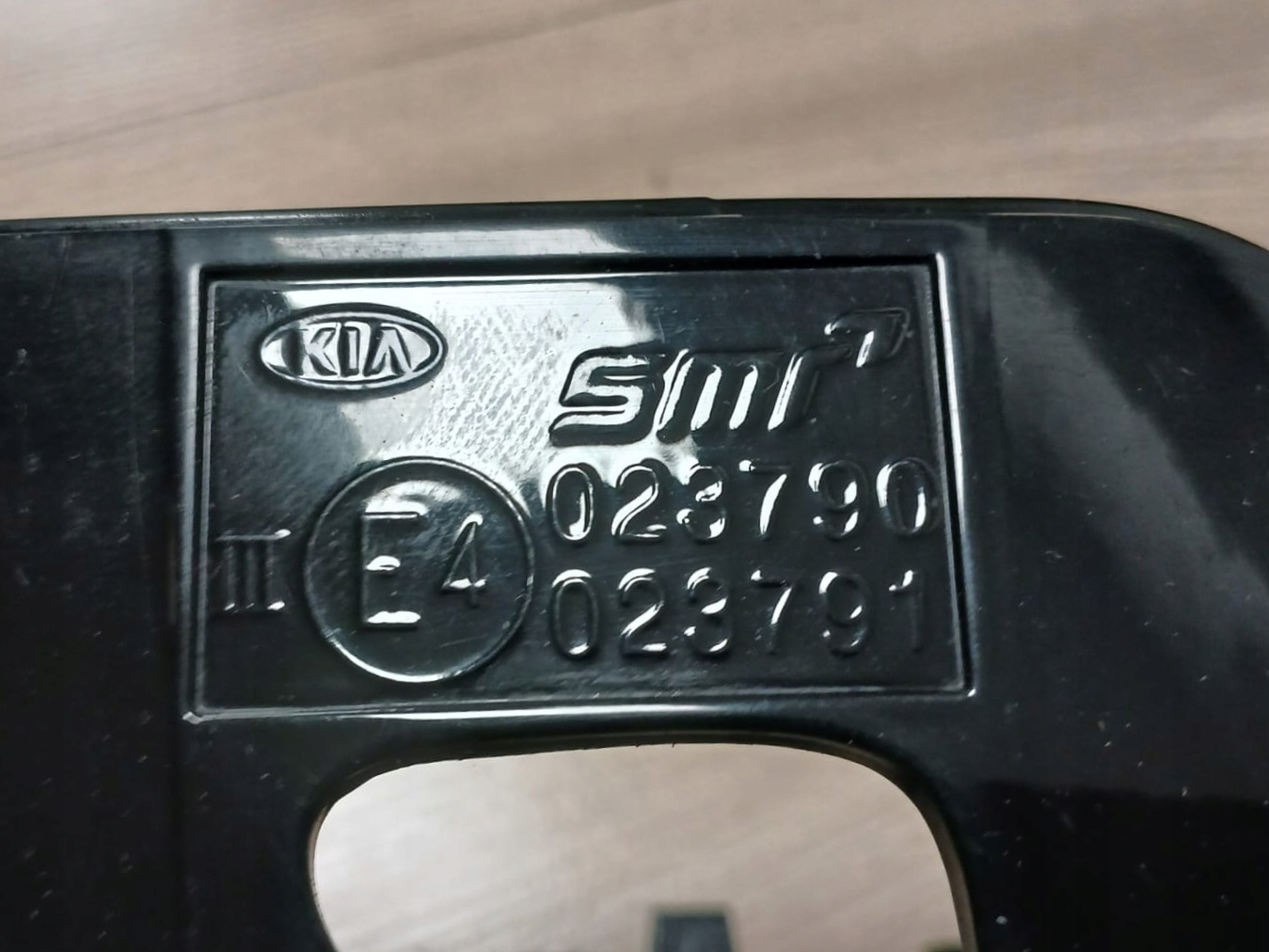 KIA CEED II 12-18r cover lower cap of left mirrors OE