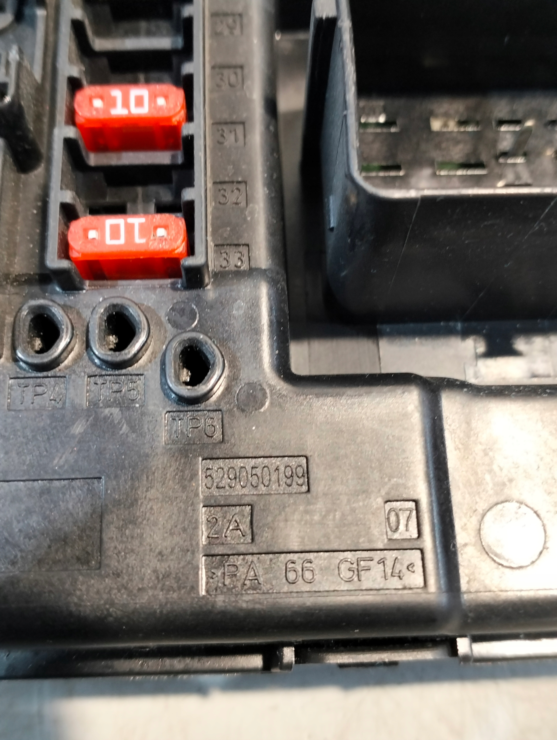 Module fusibles BSI OPEL INSIGNIA A 544949969