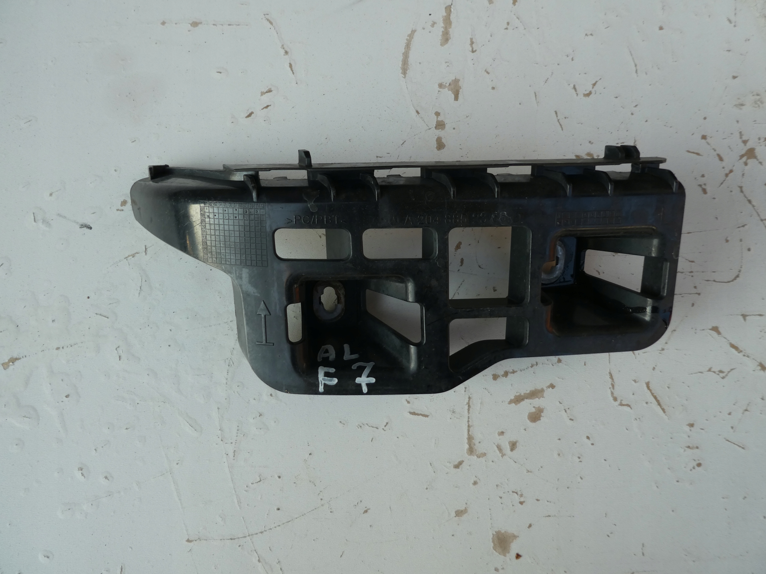 MERCEDES GLK A2048852365 bumper bracket rear part