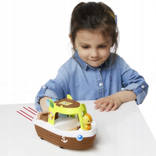 KLOROFIL STATEK WYCIECZKOWY 18m+ Materiał plastik