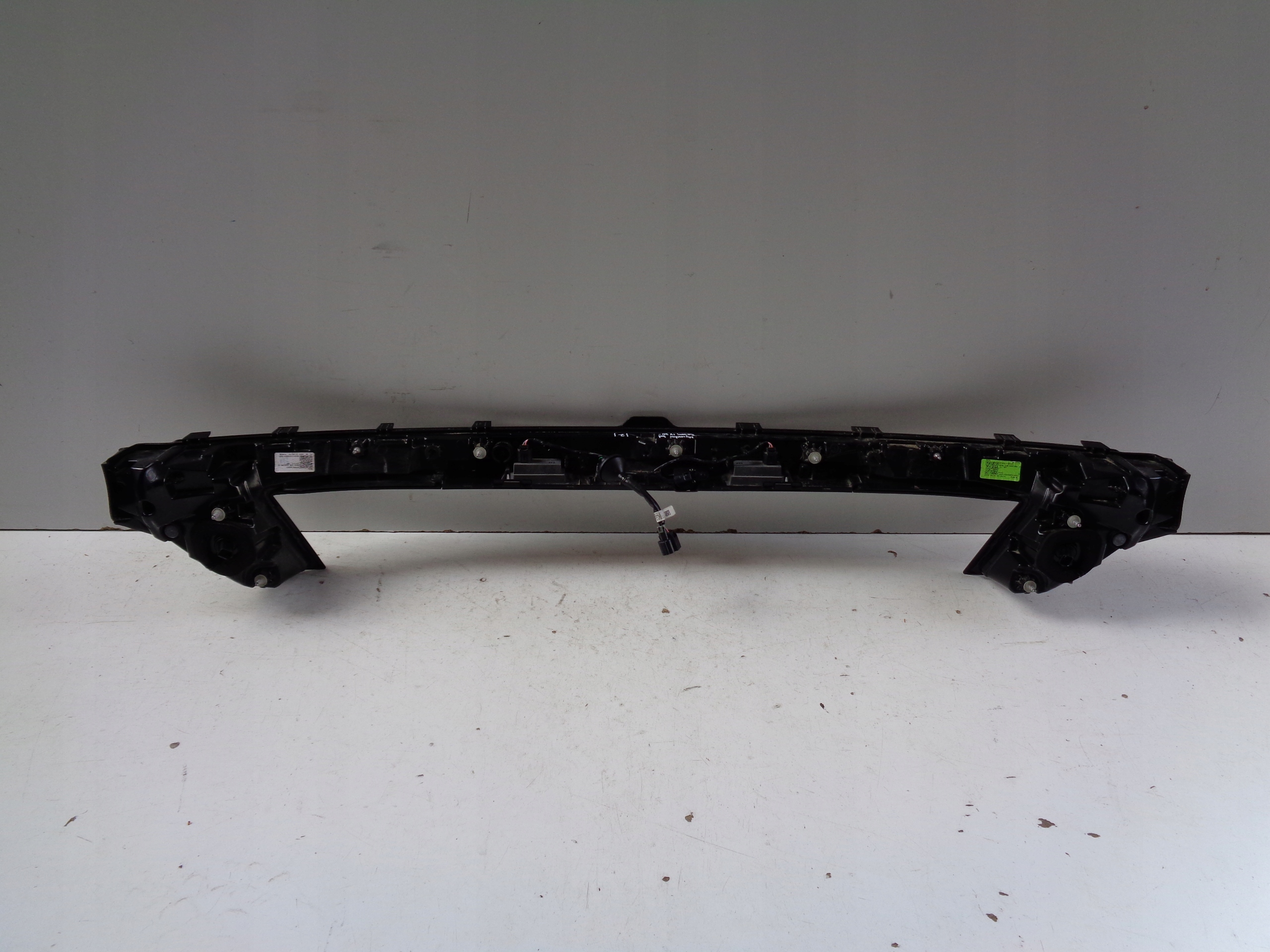 light rear cap bonnet HYUNDAI TUCSON IV 20- LED + KAMERA