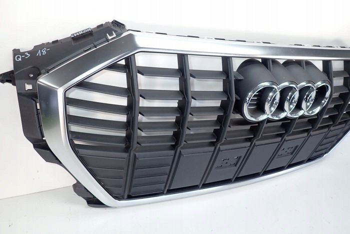 AUDI Q3 II 18- grille 83A853651E