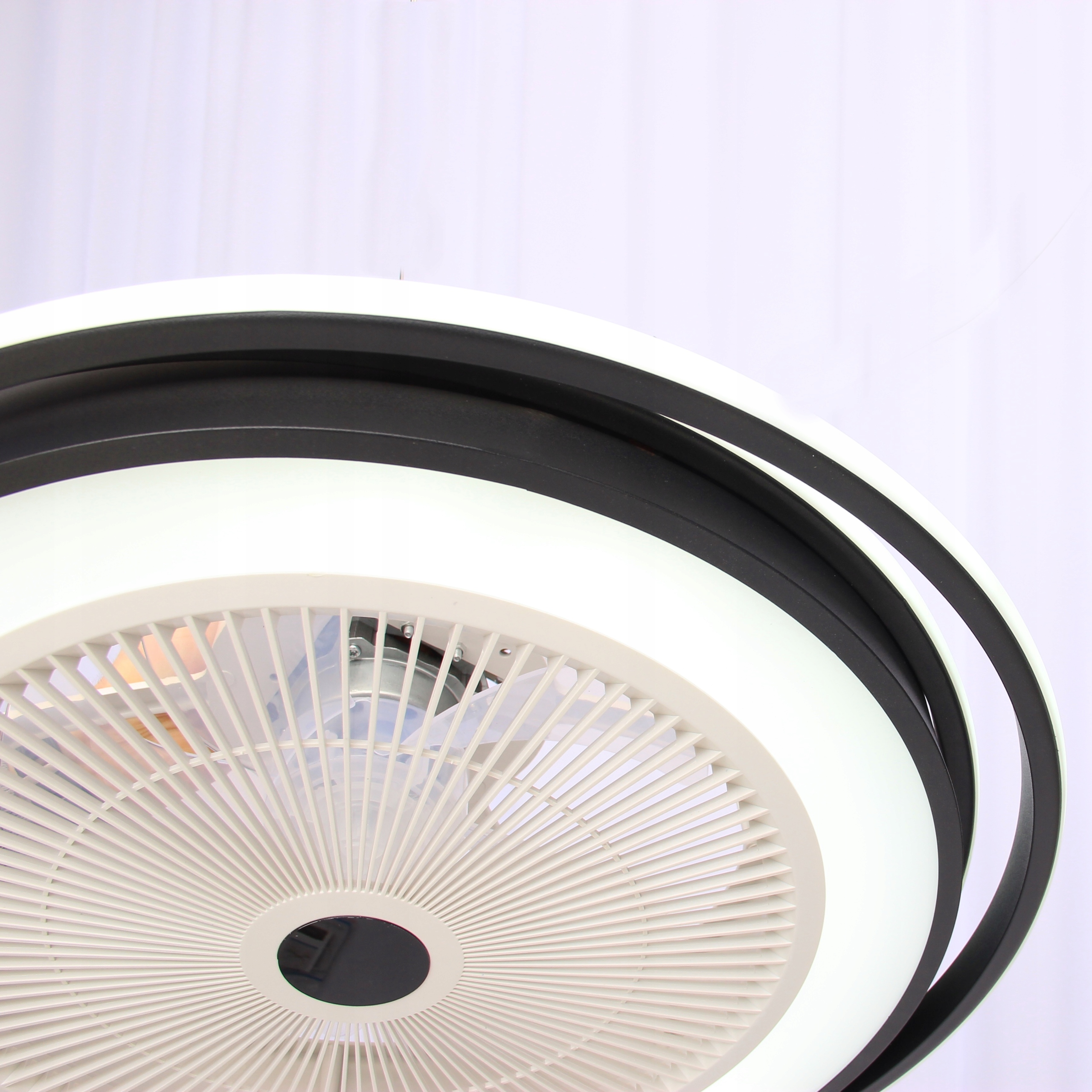 Lampa Led + Wentylator Czarny Plafon Sufitowy Nowoczesny Pilot Wiatrak BoHo Klasa efektywności energetycznej F