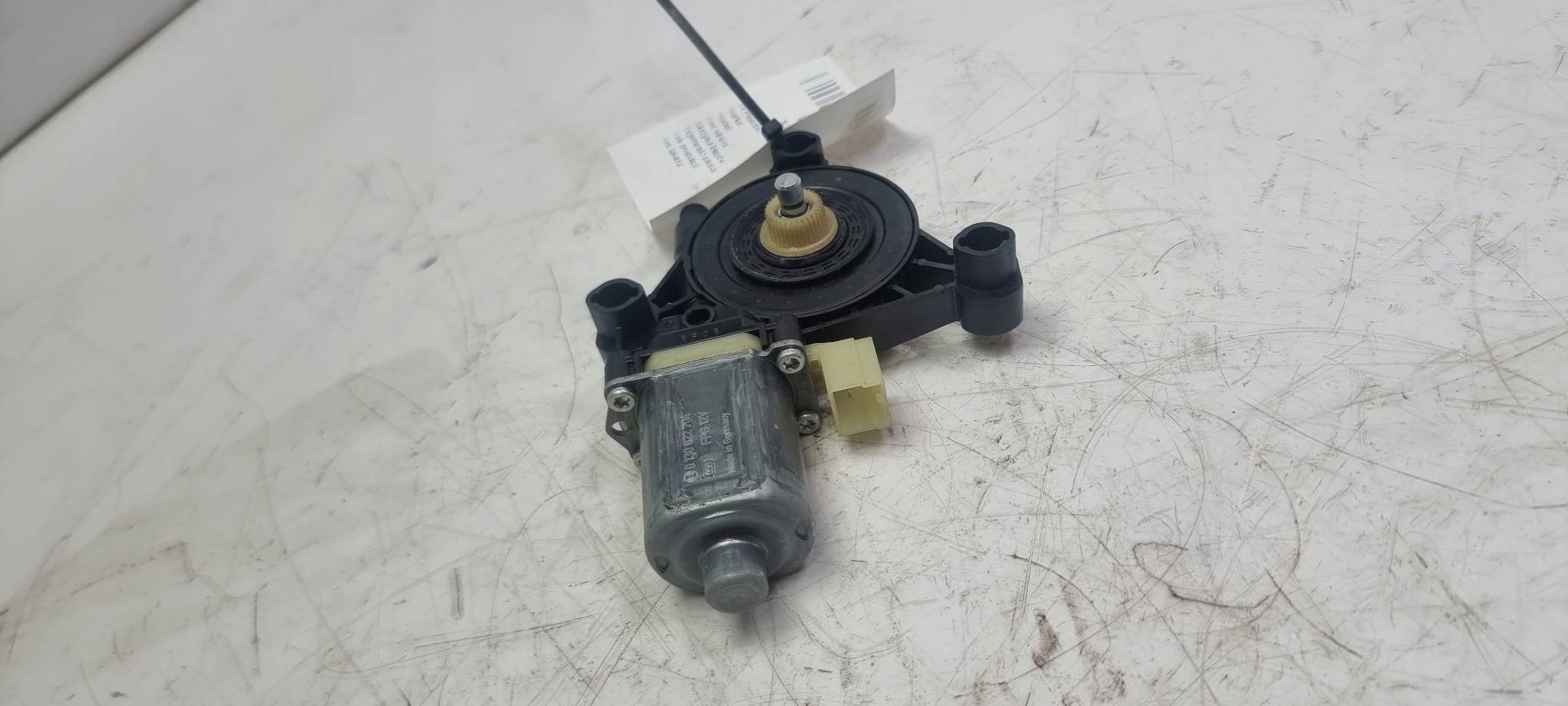 mini motor windows LP 0130822704 VOLKSWAGEN CRAFTER II 7C