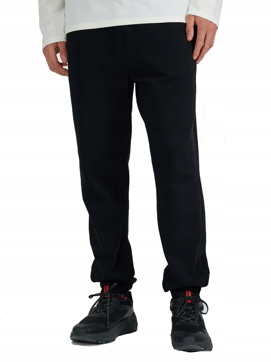 Męskie spodnie dresowe 4F TROM1234 20S czarny XL