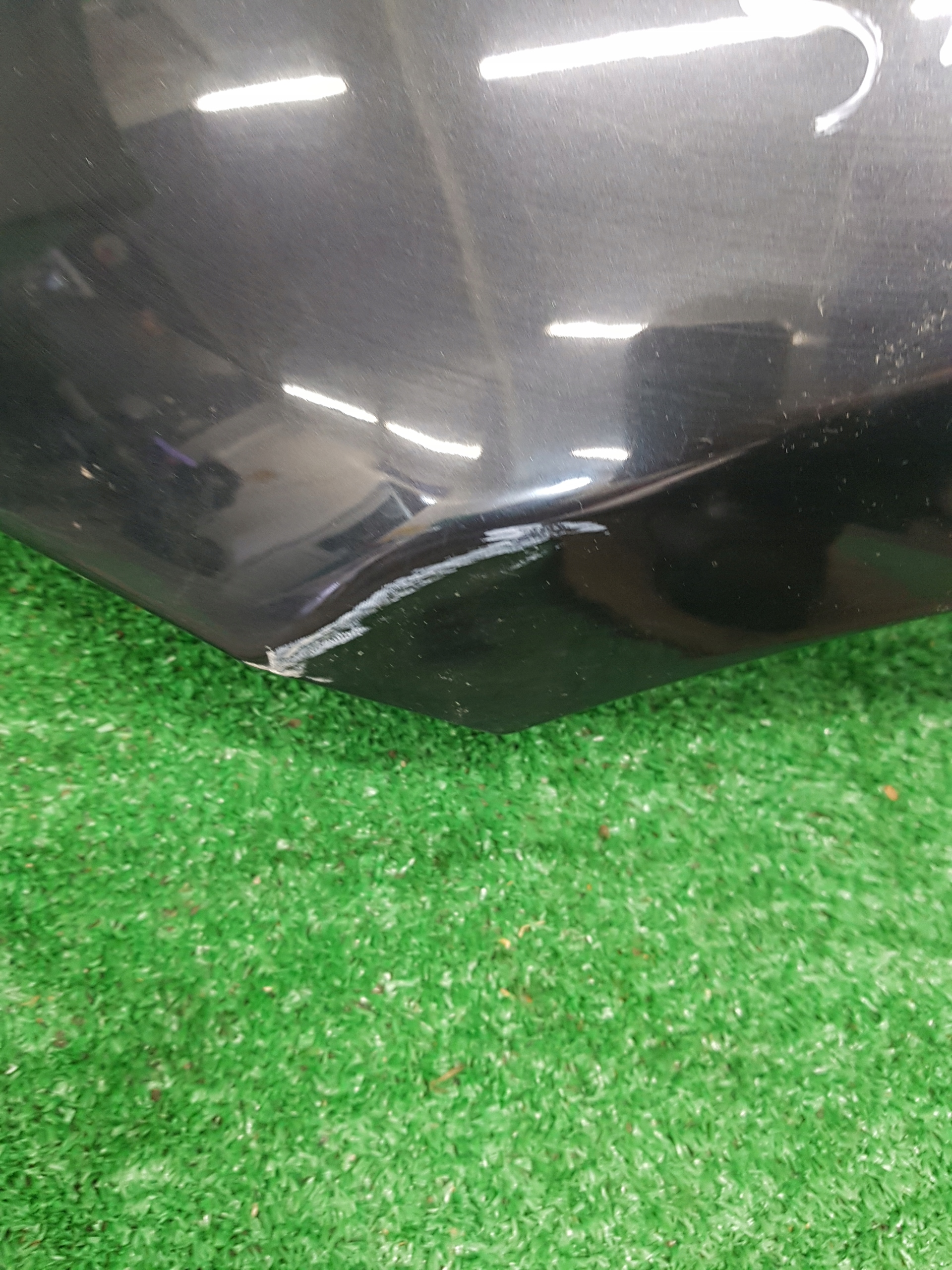 fender left front BMW E88