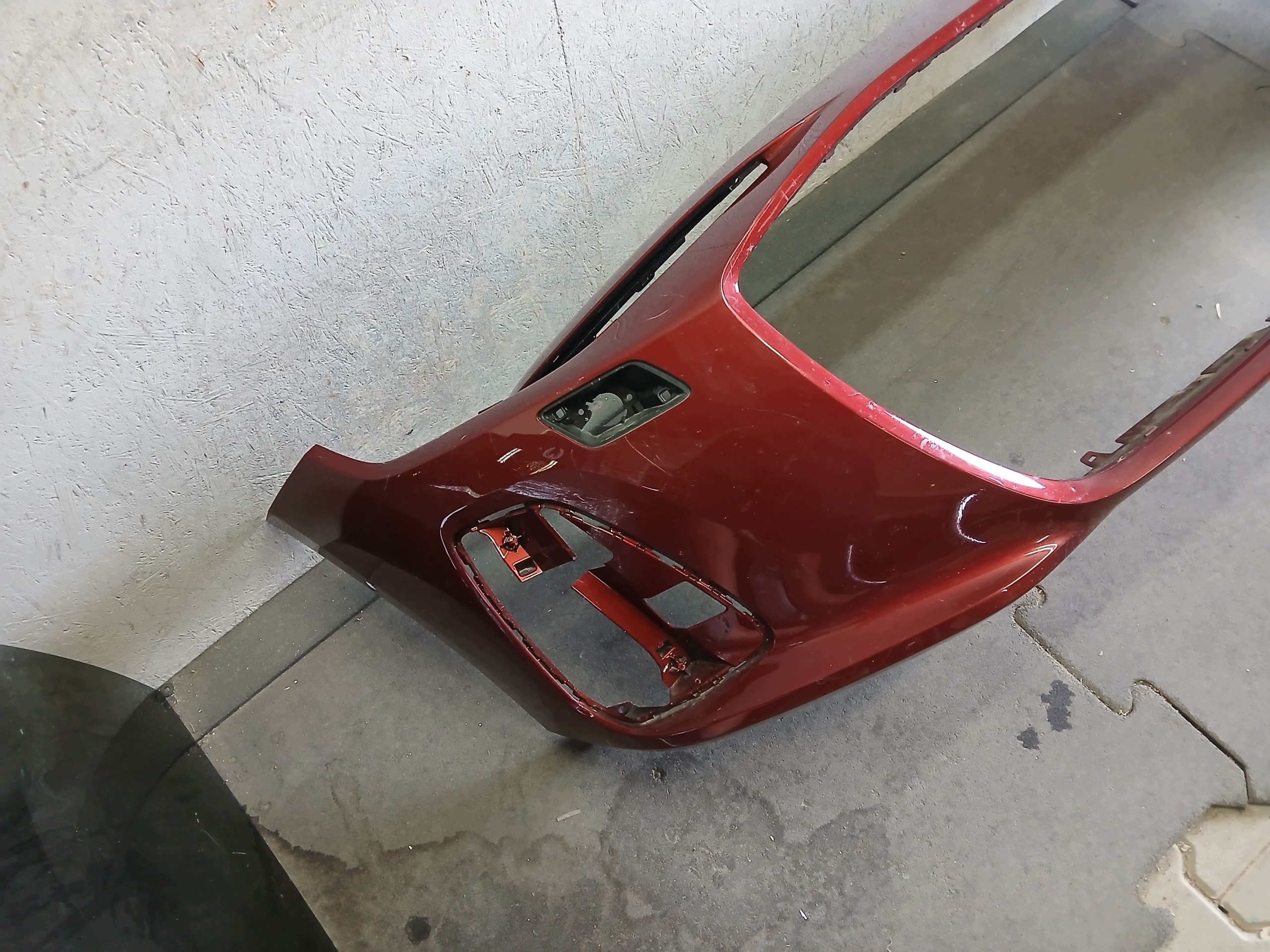 nárazník předek AUDI A6 C9 4P0