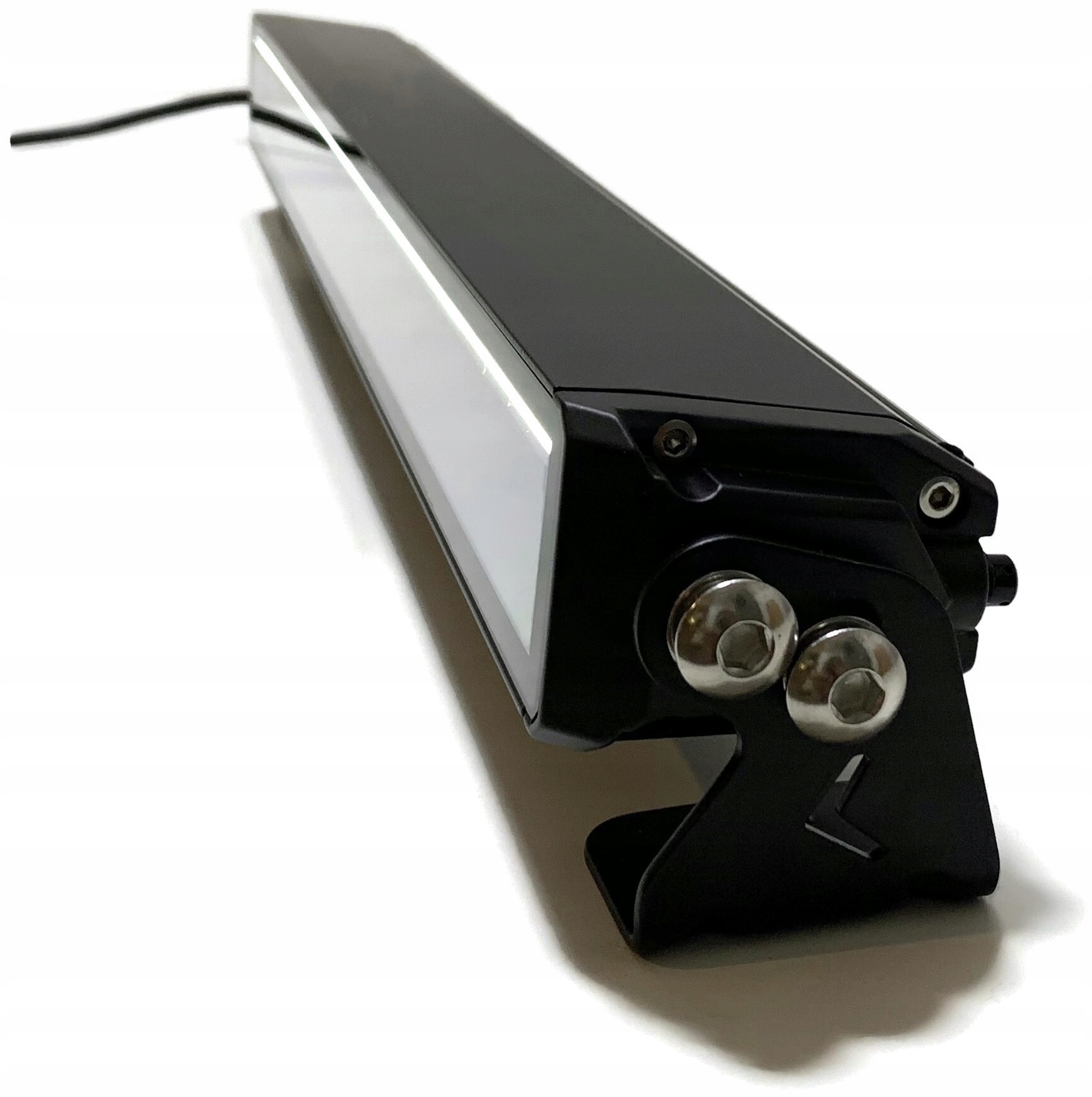 REFLEKTOR DROGOWY DALEKOSIĘŻNY LED POZYCJA PASEK Numer katalogowy części AT-839B