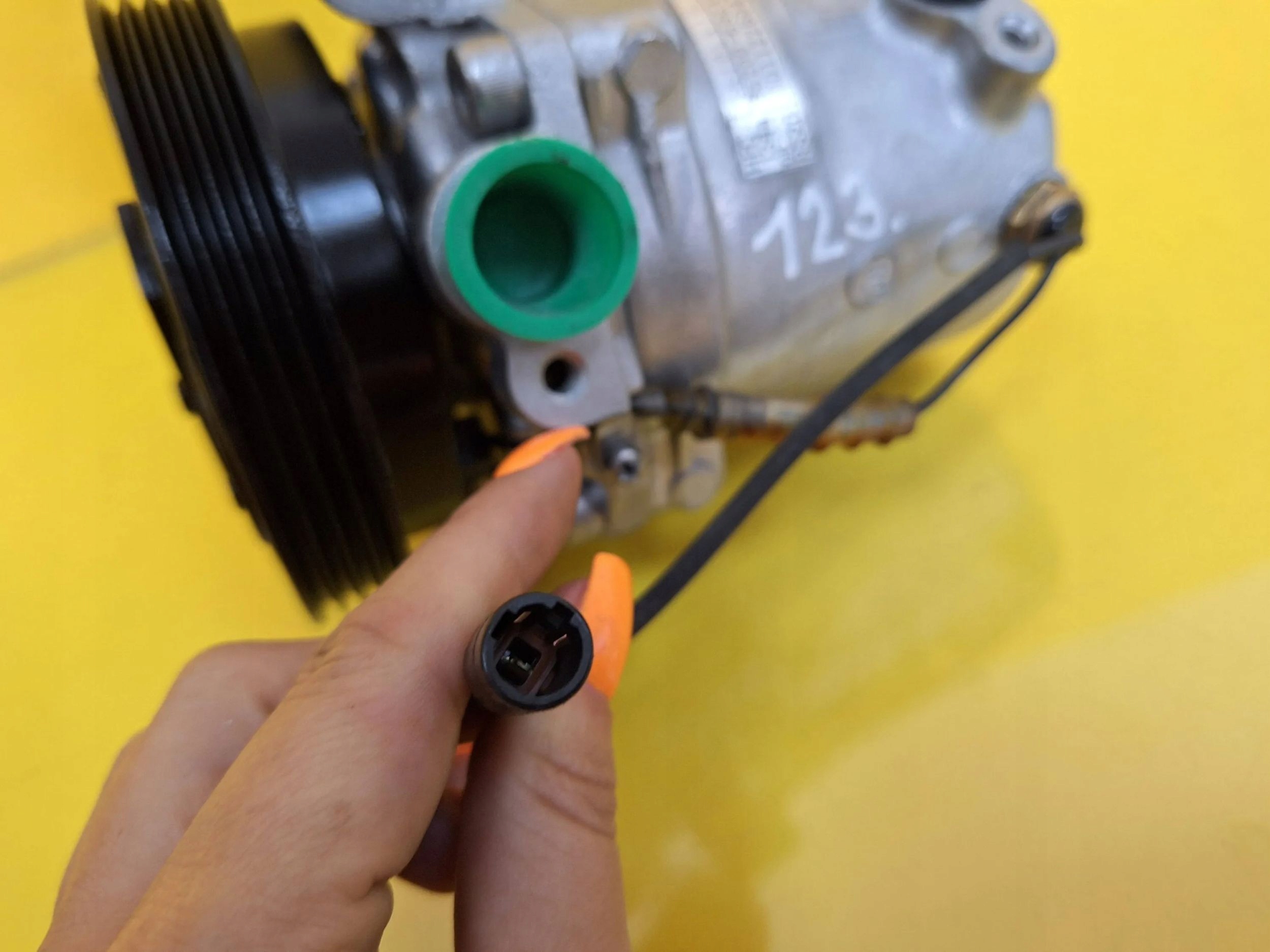 Компрессор кондиционера suzuki WAGON R+ 1.3 Бензин NR123