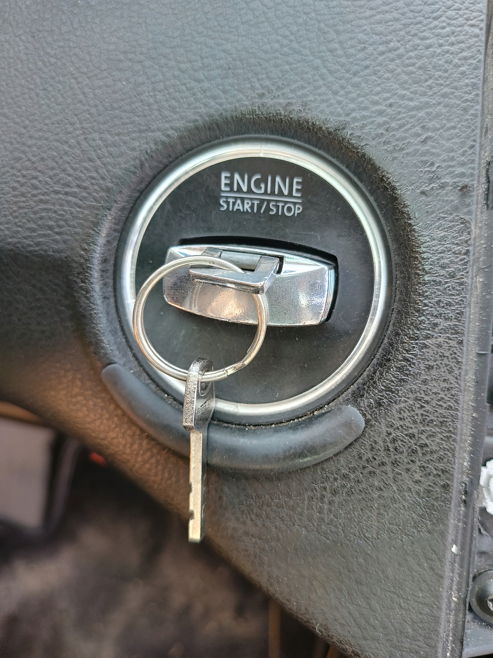 VW Passat B6 05-10 ignition start stop z kluczykiem 2.0TDI