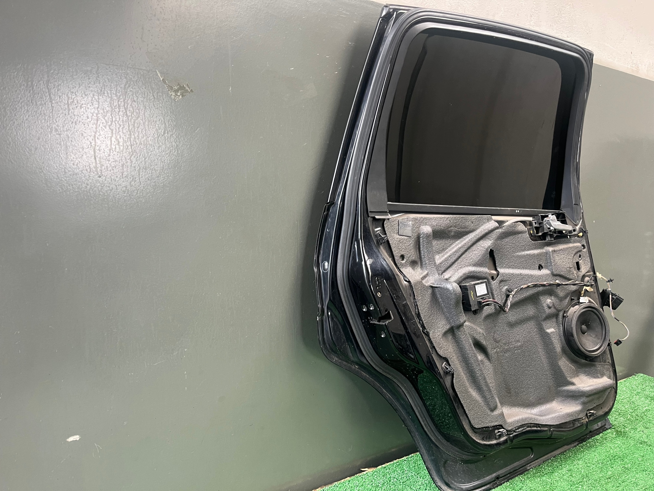 Tür links heck FORD S-MAX KOD LAKIERU G6