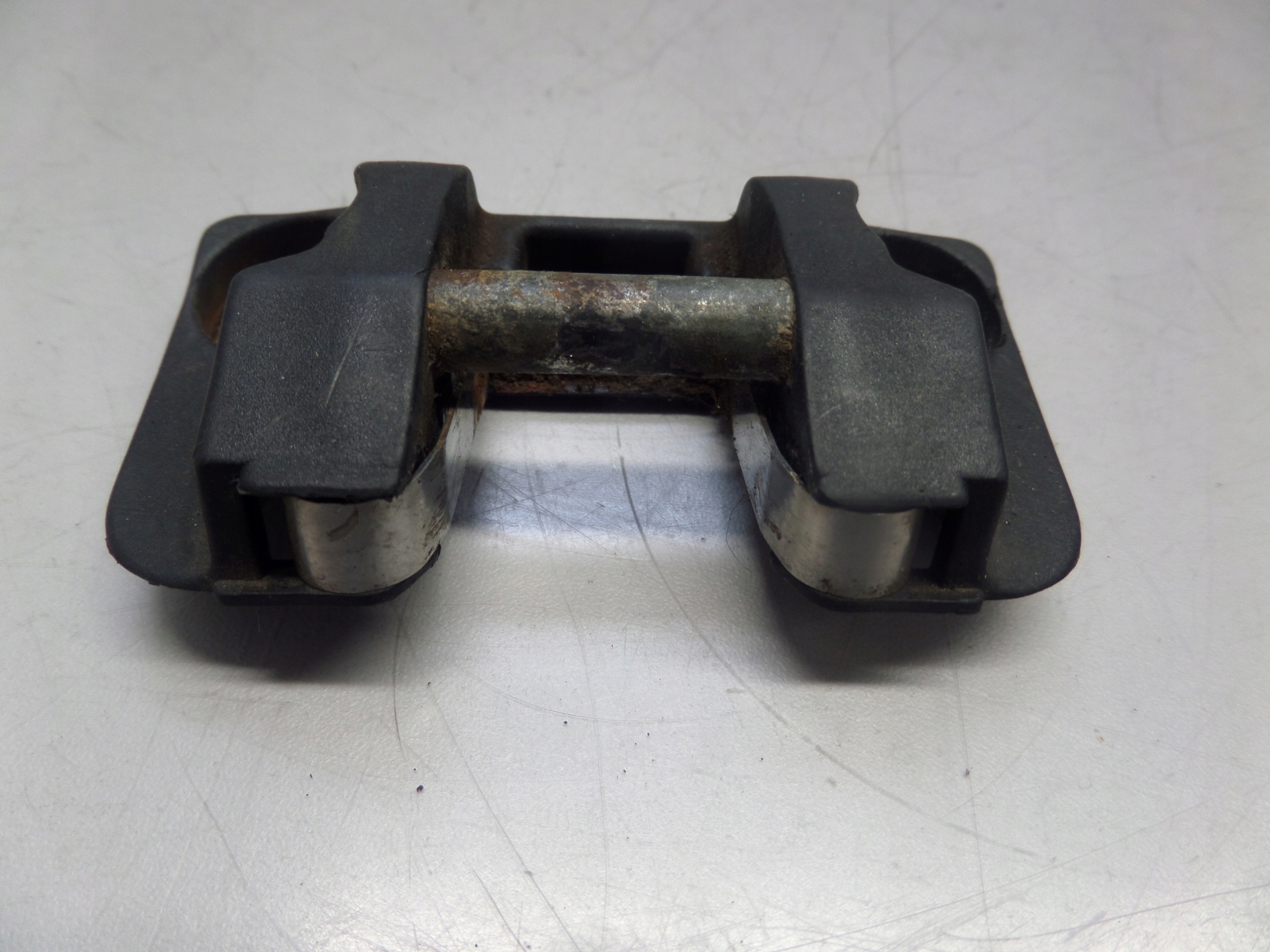 MERCEDES W210 KOMBI RYGIEL ZAMKA KLAPY TYŁ