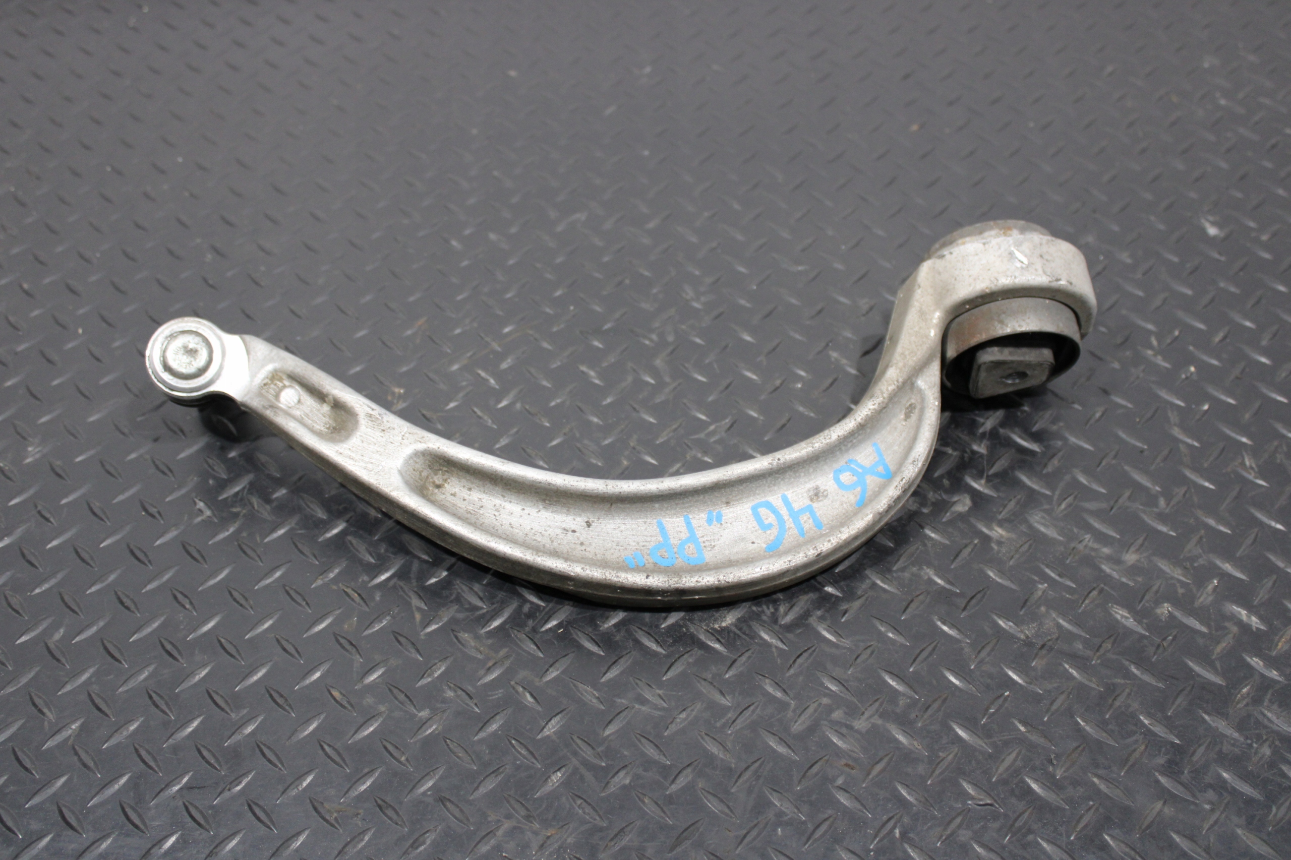 arm right front AUDI A6 C7 4G0 4G9 LIFT