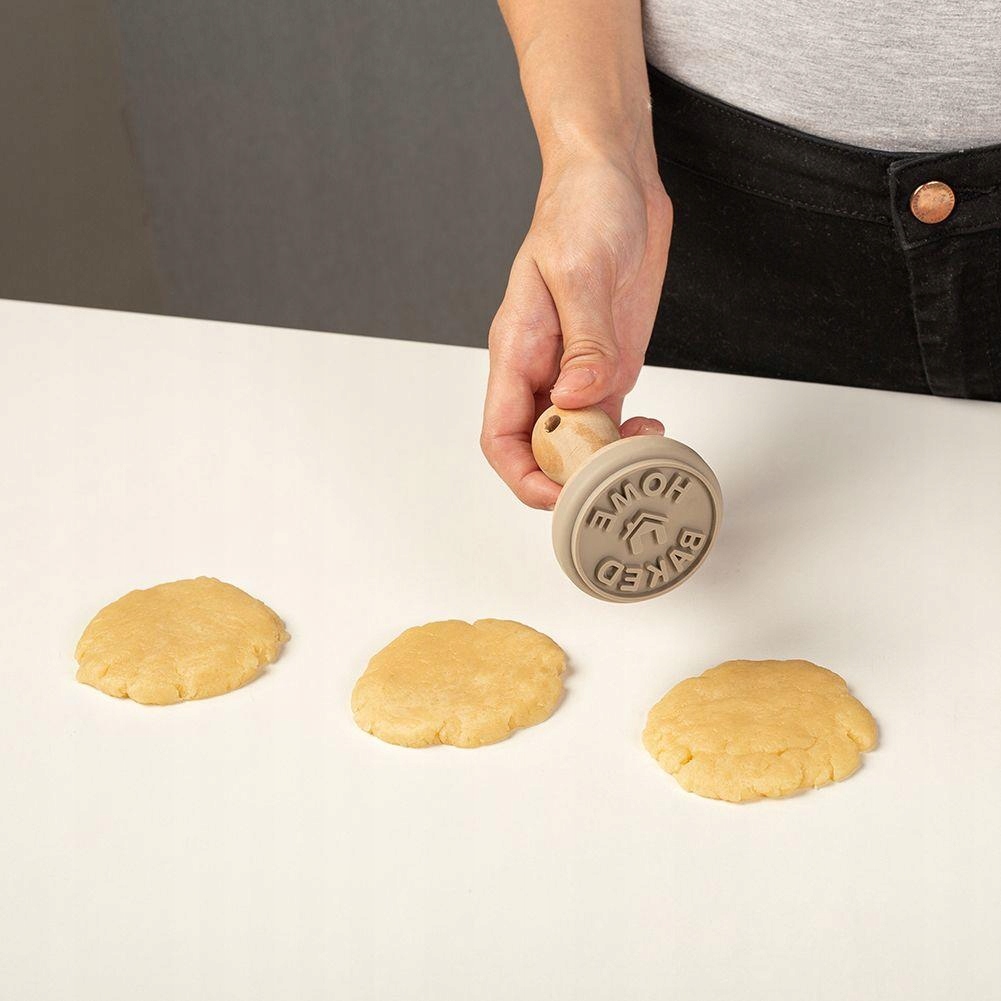 Stempel PIECZĄTKA dekorator do zdobienia ciastek Materiał dominujący drewno