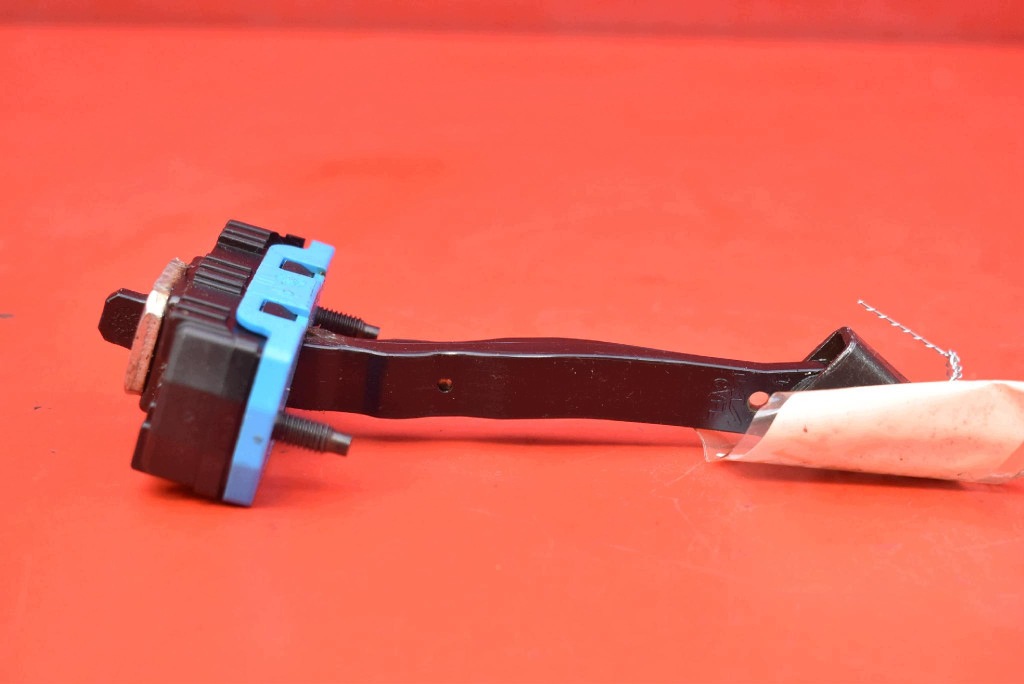 limiter door right front KIA EV6 GT 21