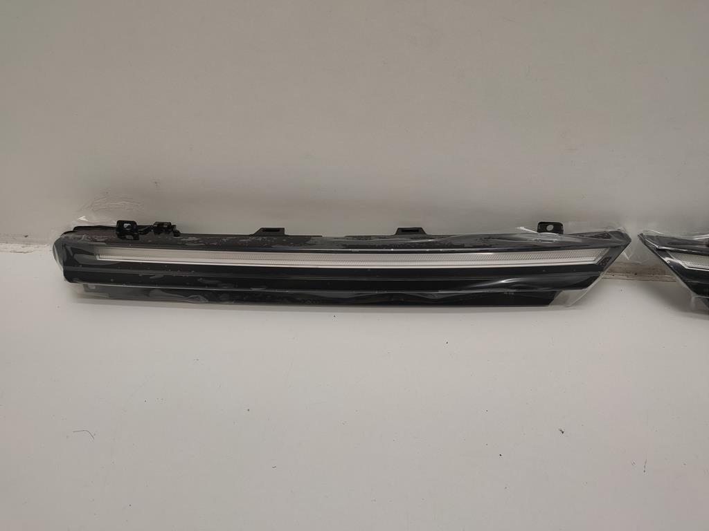 решетка радиатора led vw GOLF VIII