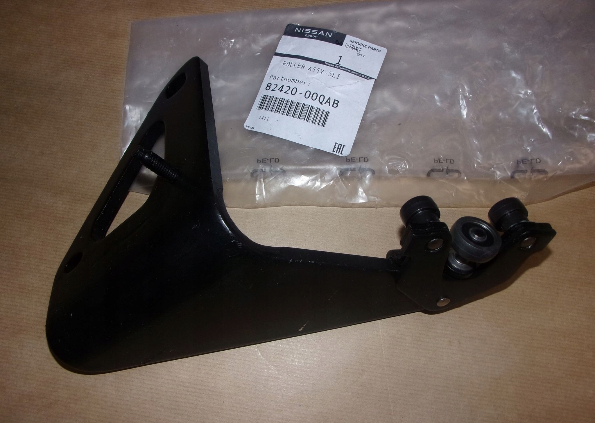 Spodní Vozík Bočních Dveří Trafic II Sada. 8242000QAB