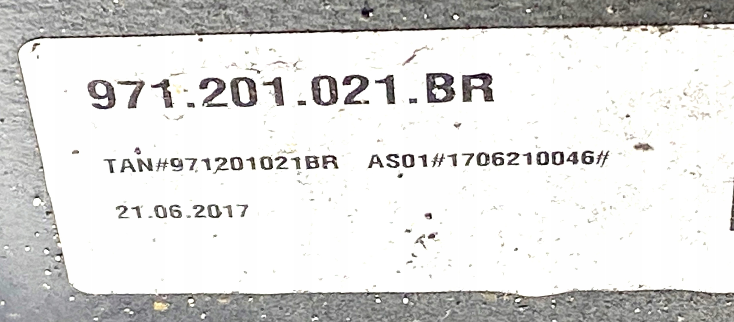 spremnik rezervoar goriva PORSCHE PANAMERA 971 OE