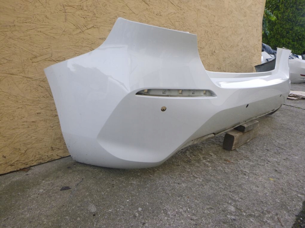 BMW 1 F40 19- STOSSSTANGE HINTEN
