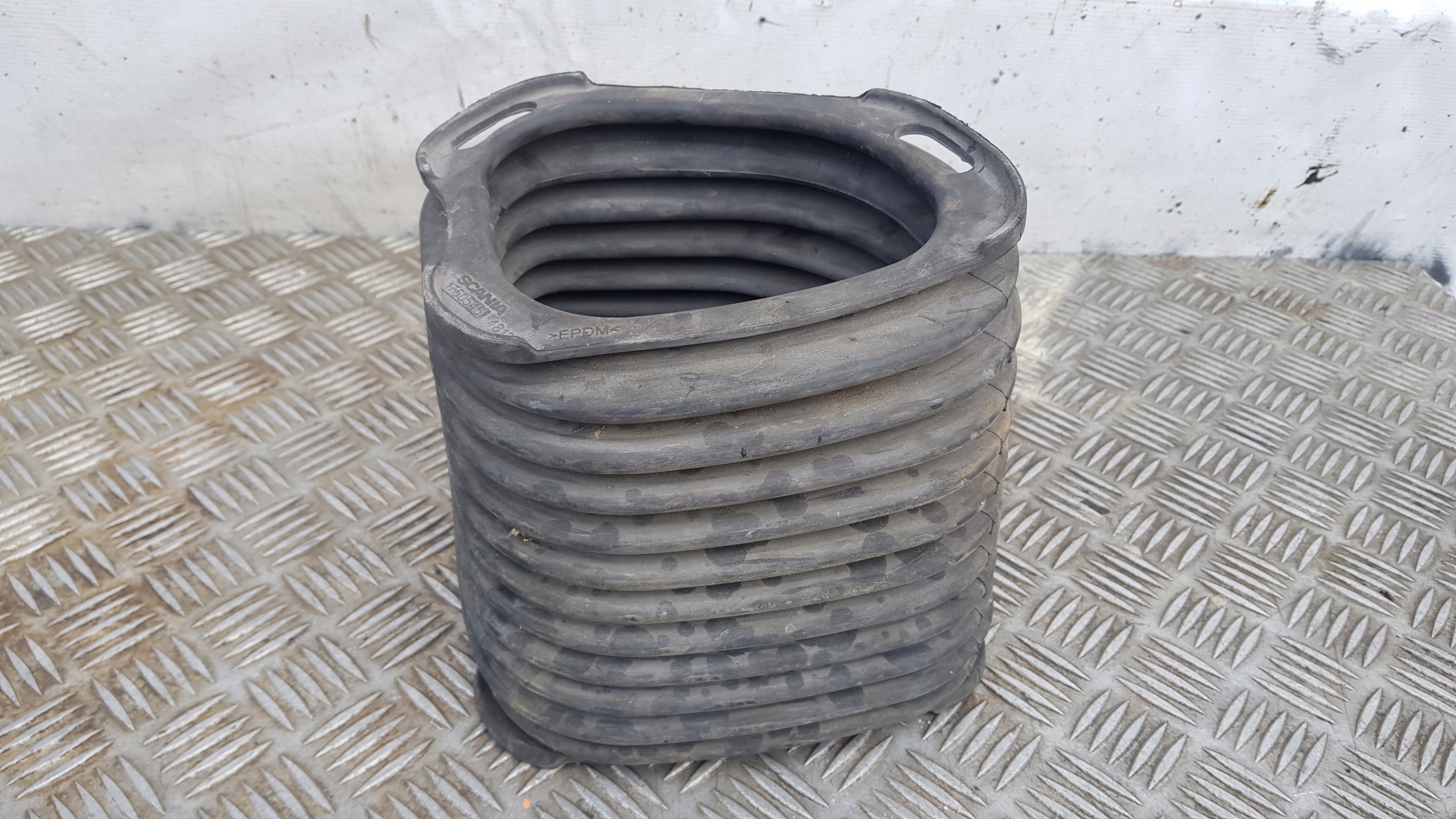 SCANIA R pipe DOLOTOWA wiring 1750546