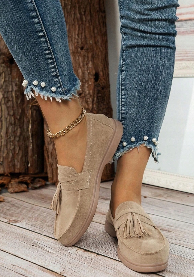 MOKASYNY DAMSKIE BRĄZOWE Z FRĘDZLAMI 39,5 VTC Marka inna