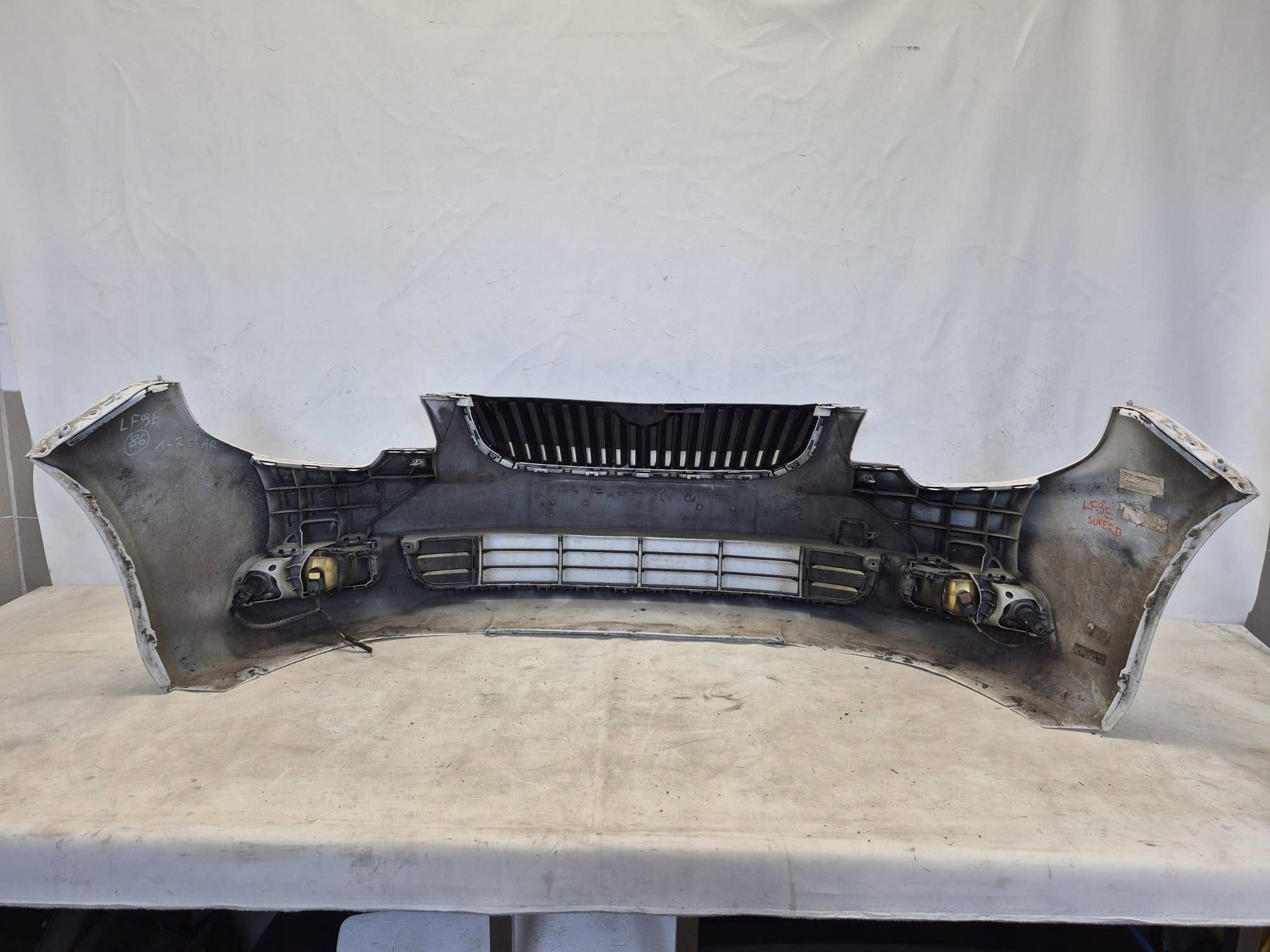 SKODA SUPERB II 3T0 08- bumper front front without DZIUR 3T0807221