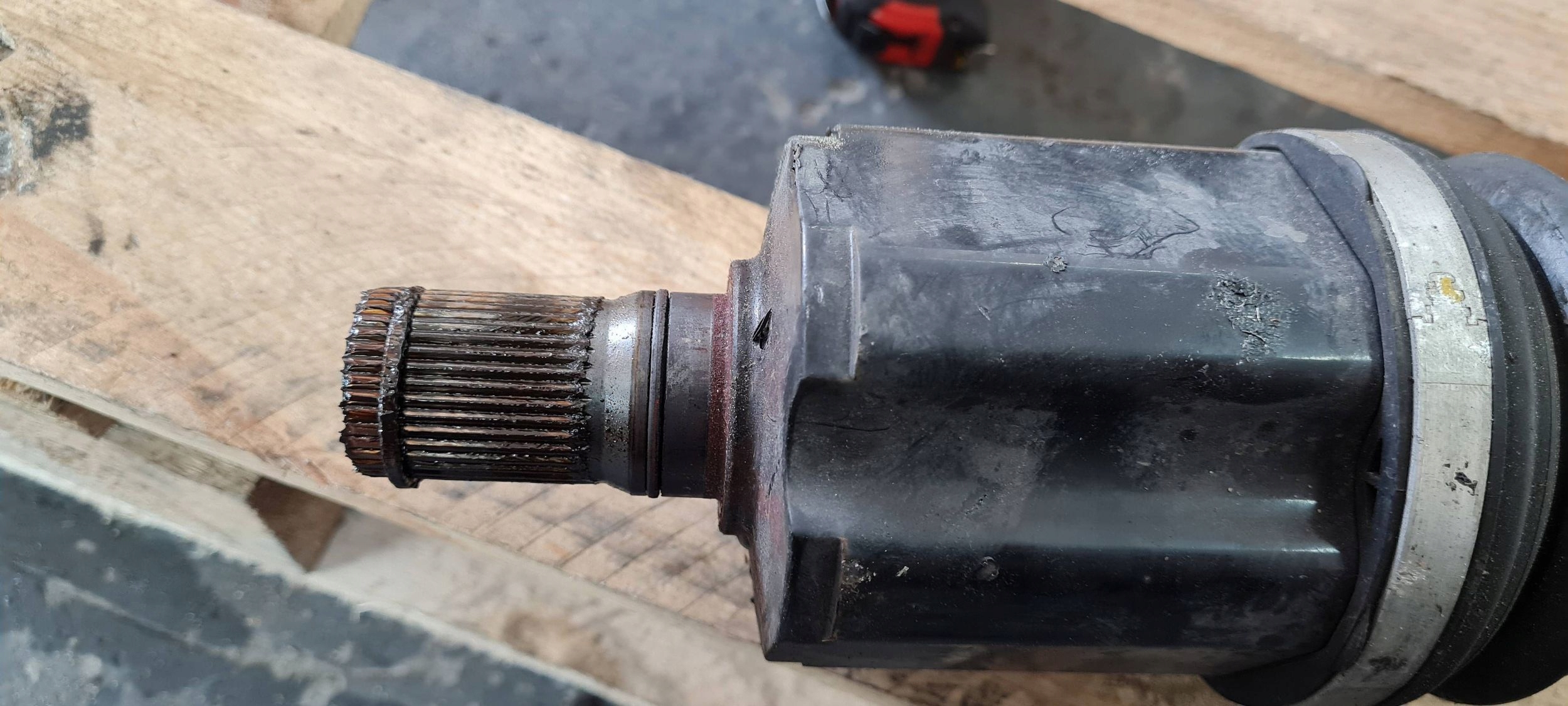 Jeep Grand Cherokee WL 2022 semi-axis semi-axis left left front 3.6 P68586207AA