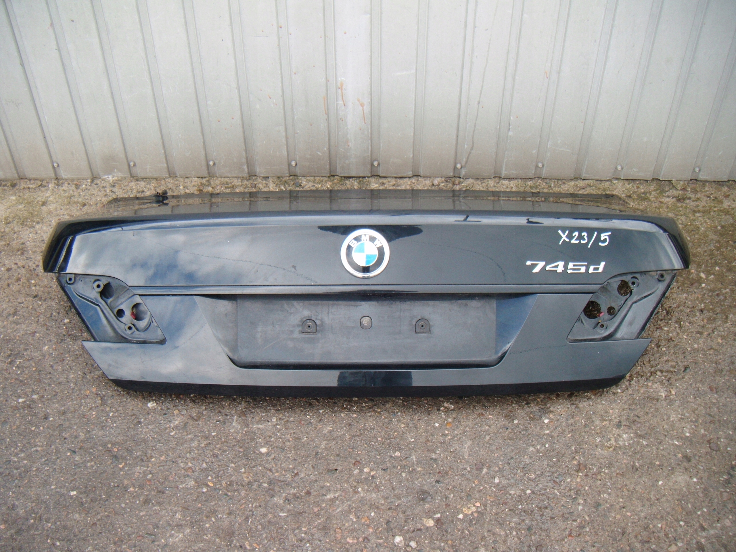 BMW E65 E66 LIFT LCI KLAPA TYLNA