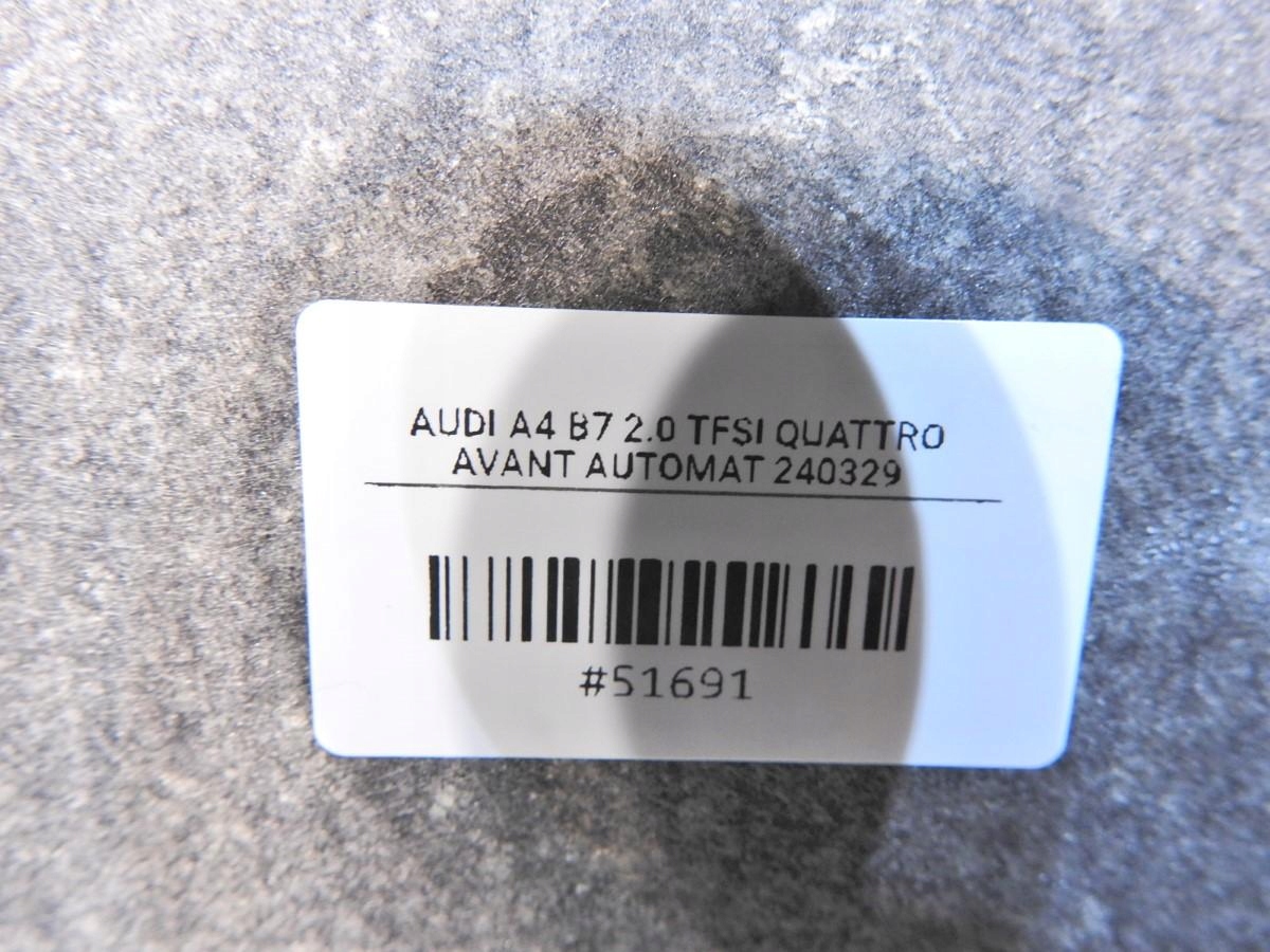 PODSUFITKA AUDI A4 B7 AVANT 8E9867505H Producent części Audi OE