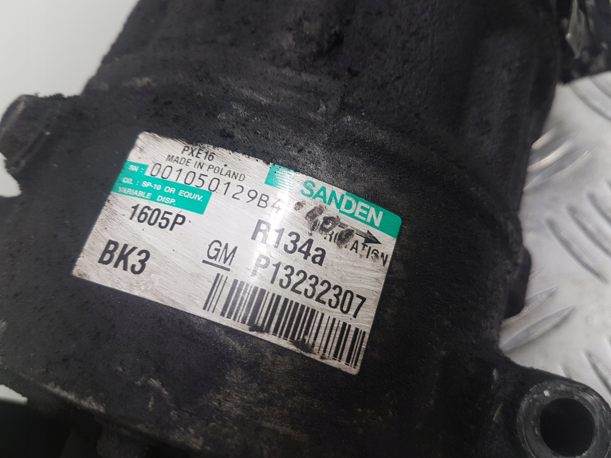 klimakompressor OPEL INSIGNIA P13232307