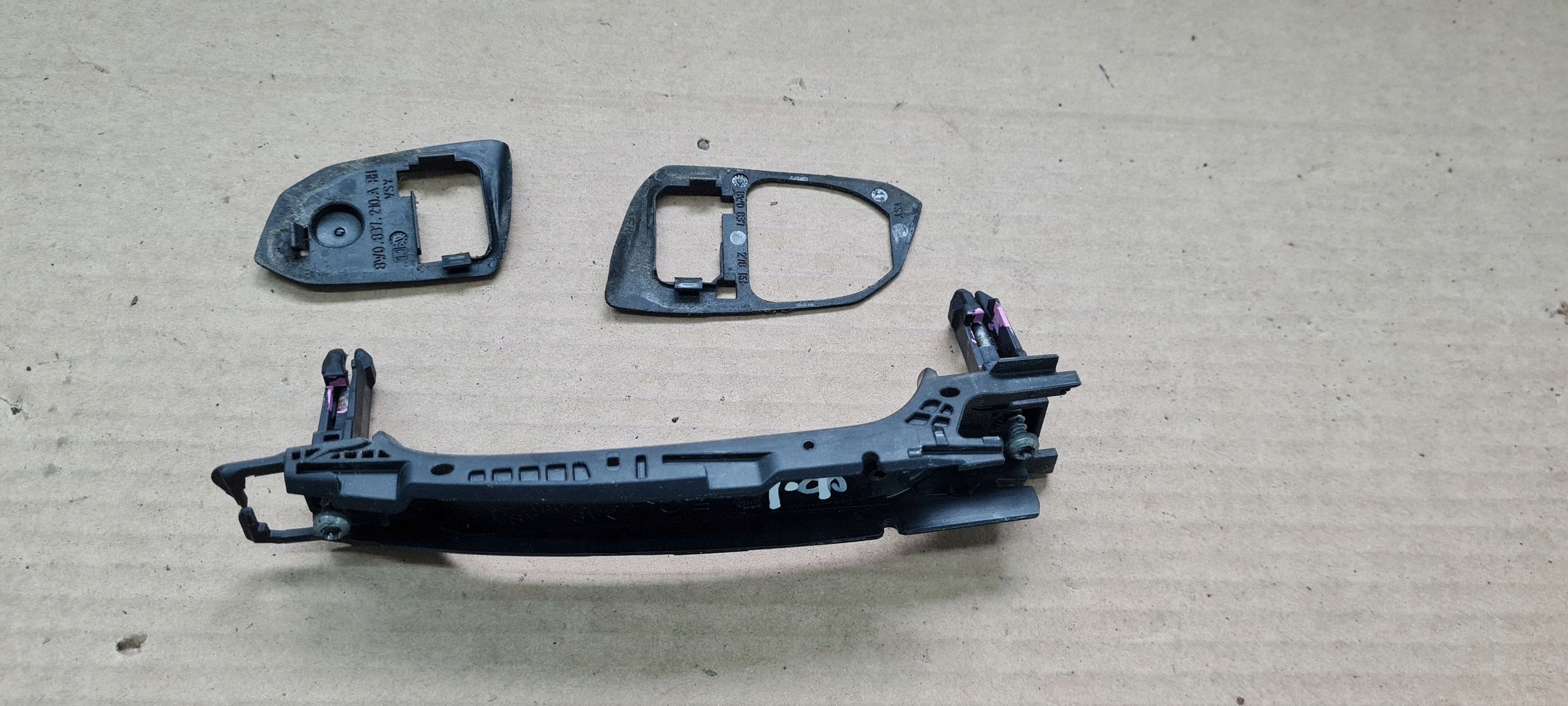 A4 B9 8W handle exterior right door 8W0837206 A5 8W