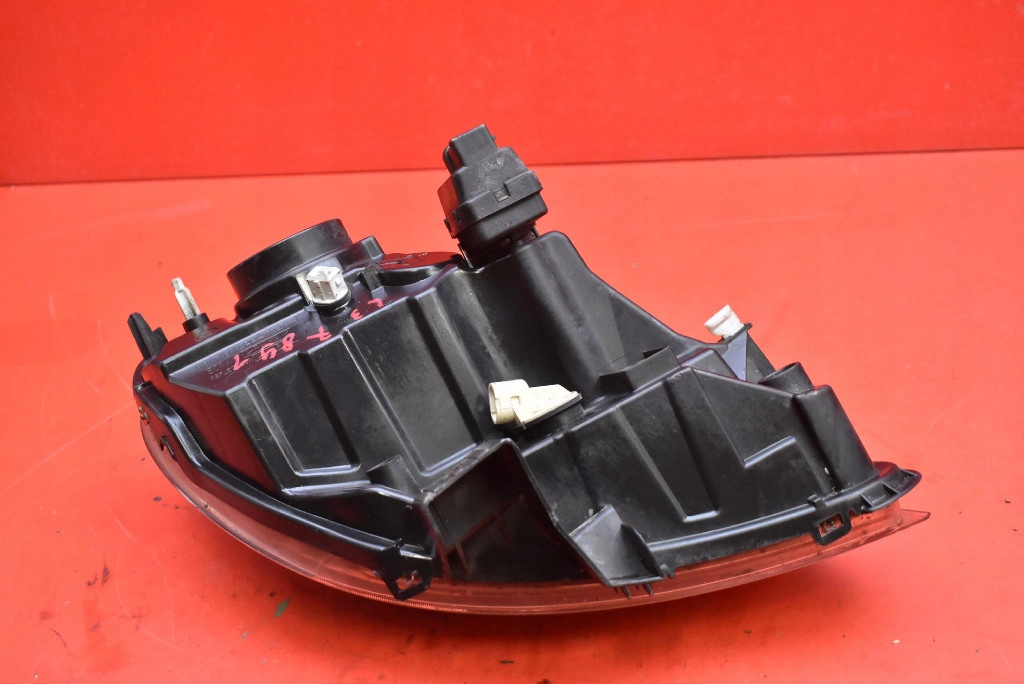 REFLEKTOR left light front EU 8200444257 RENAULT KANGOO 1 and LIFT 03-09