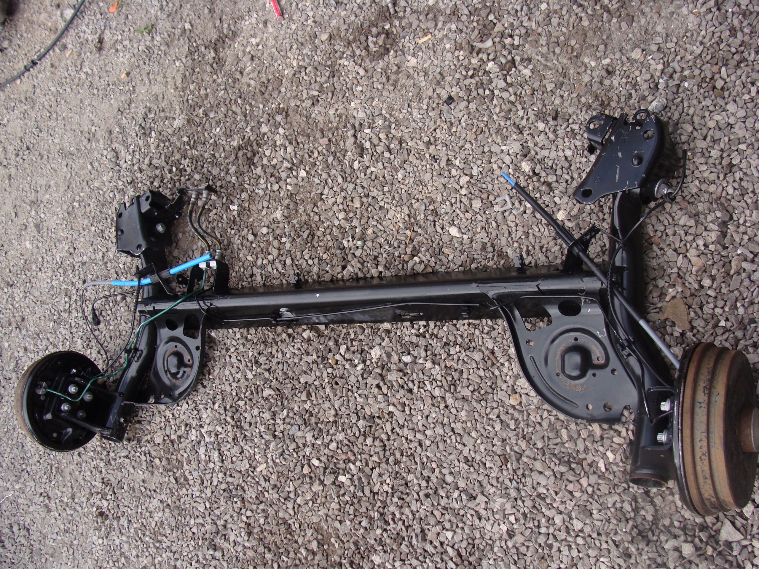 BELKA OŚ TYLNA RENAULT CLIO III MODUS BĘBEN !!! Numer katalogowy części Oś zawieszenie belka tył Renault Clio III